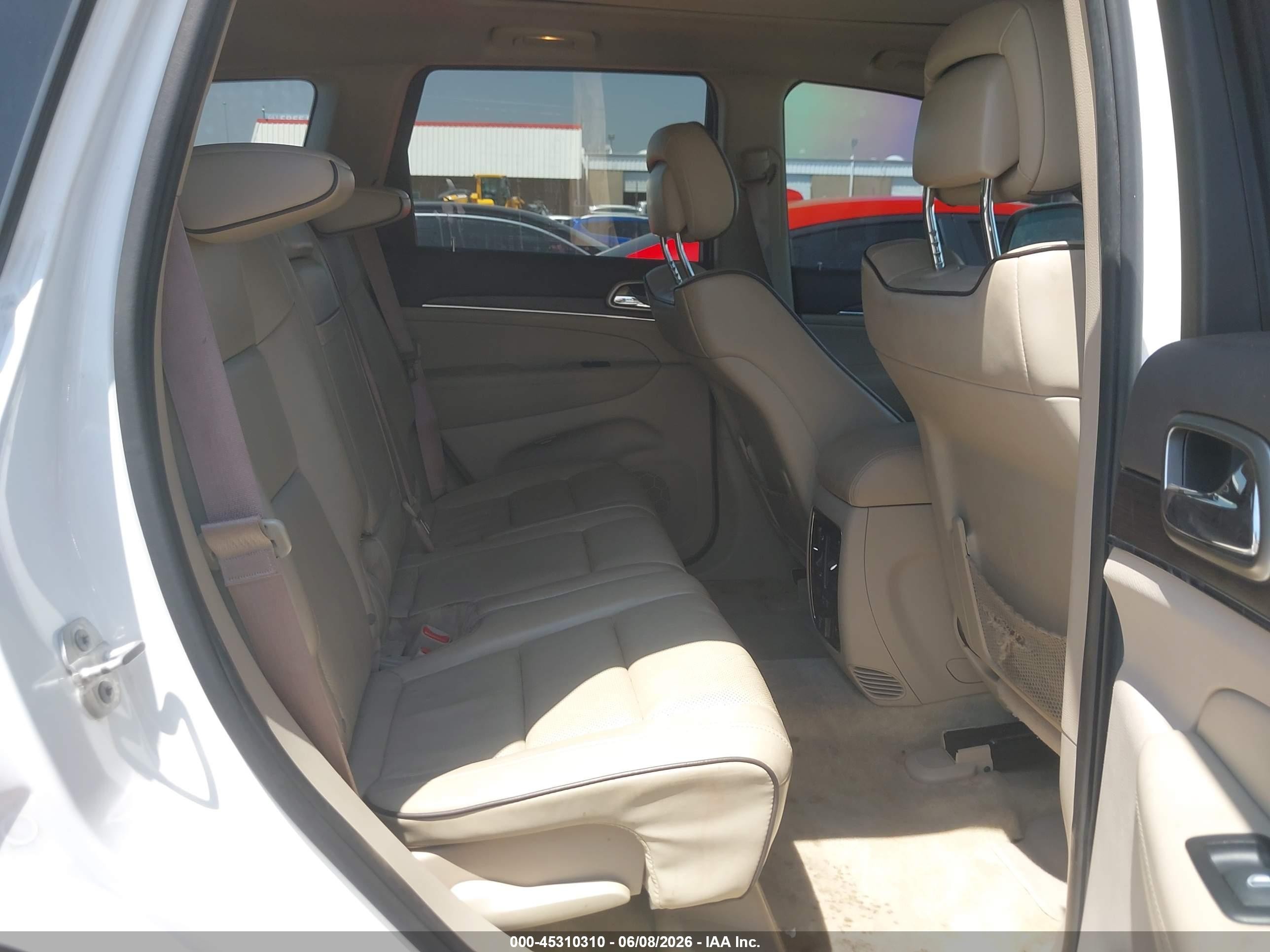 2015 Jeep Grand Cherokee Overland Белый vin: 1C4RJECG1FC167145