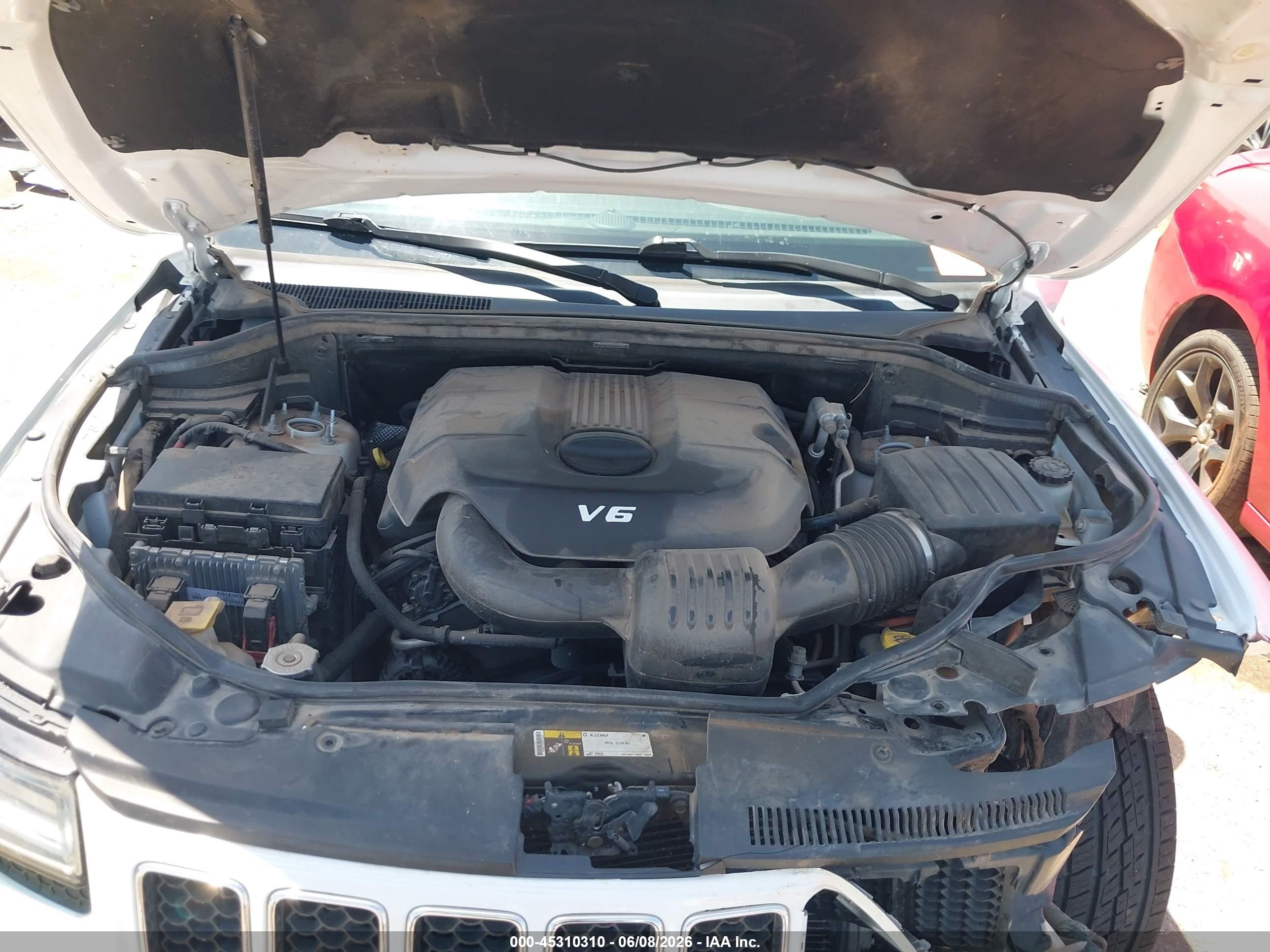 2015 Jeep Grand Cherokee Overland Белый vin: 1C4RJECG1FC167145