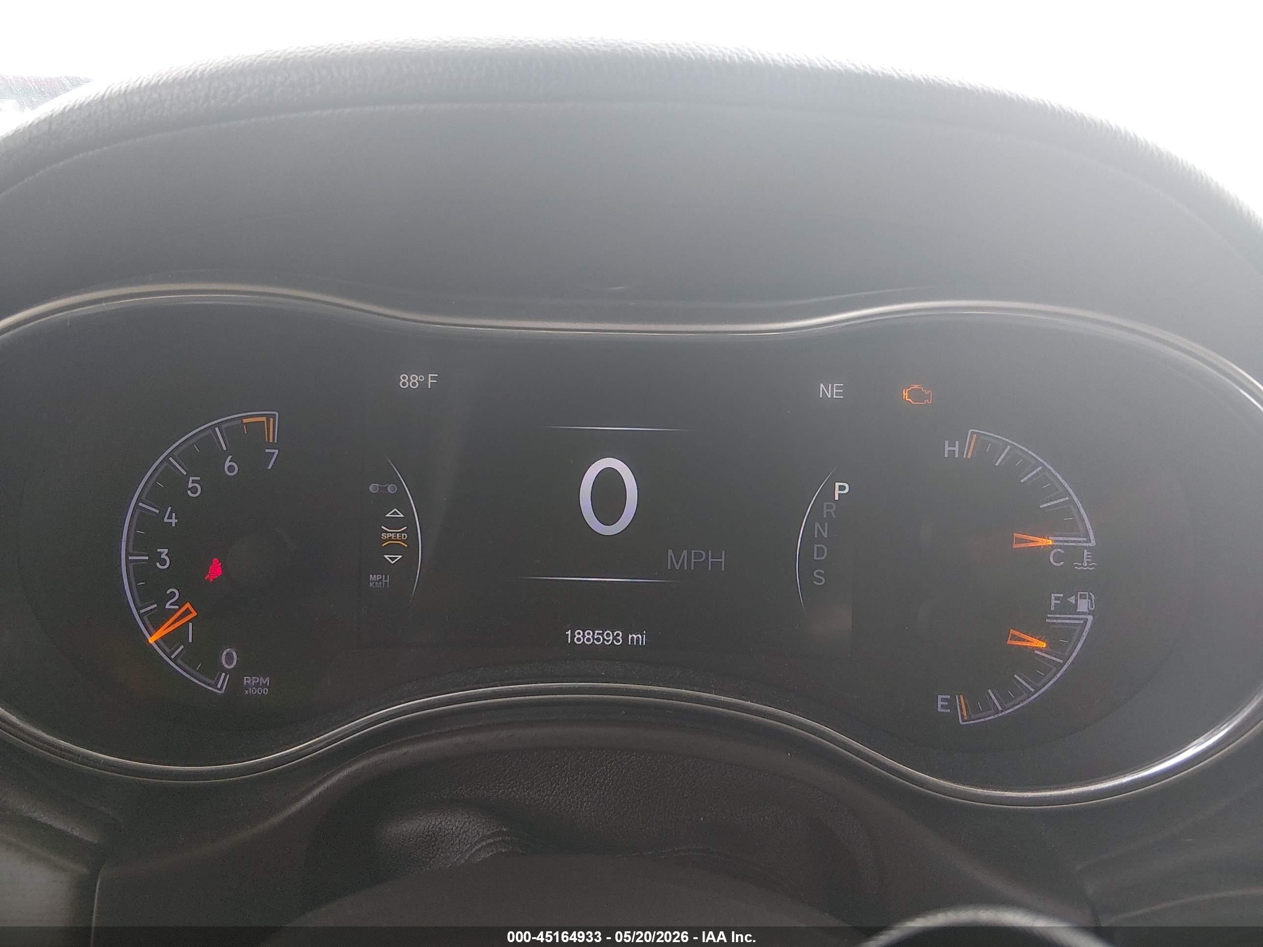 2015 Jeep Grand Cherokee Overland White vin: 1C4RJECG1FC755272