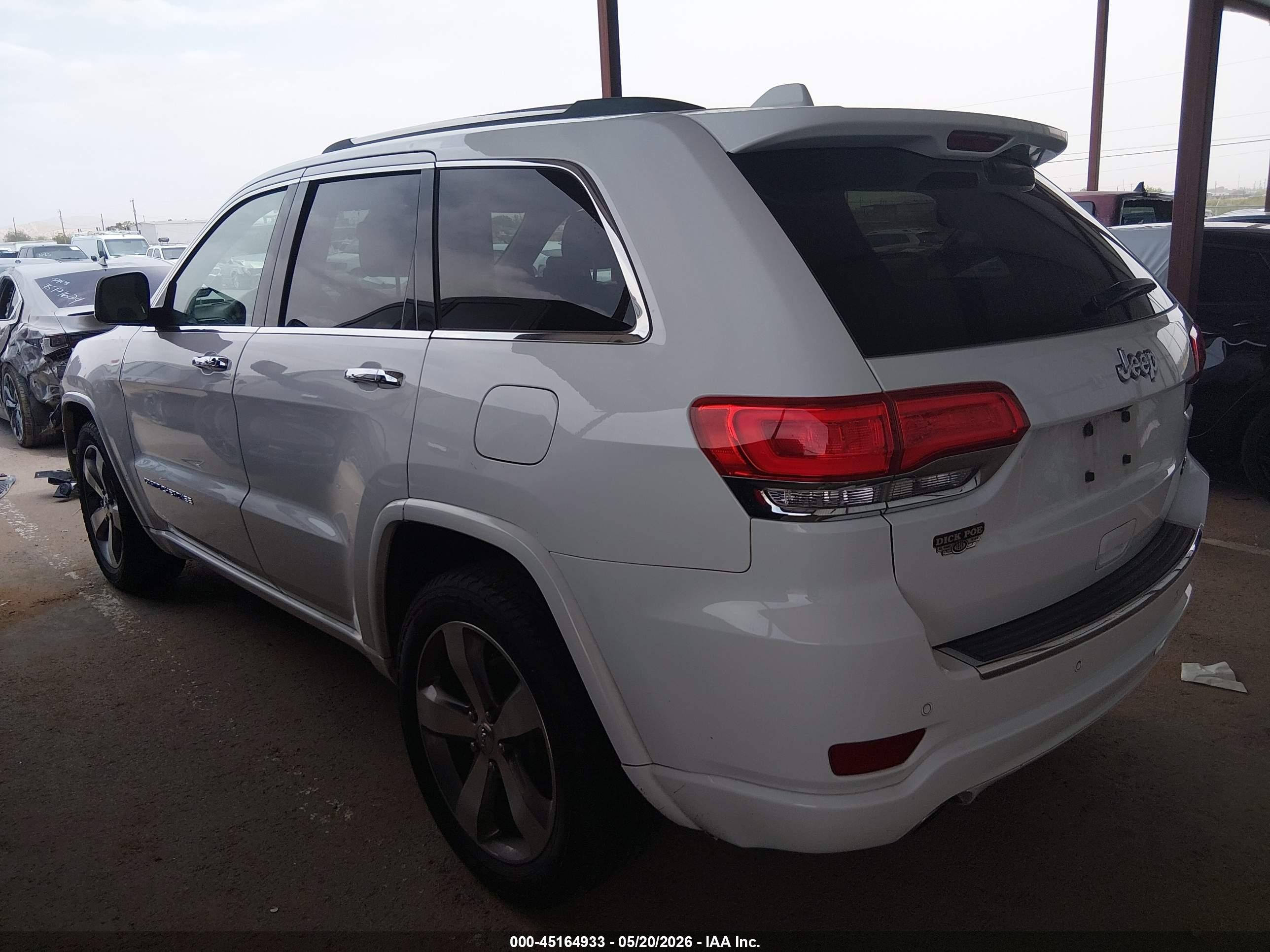 2015 Jeep Grand Cherokee Overland White vin: 1C4RJECG1FC755272