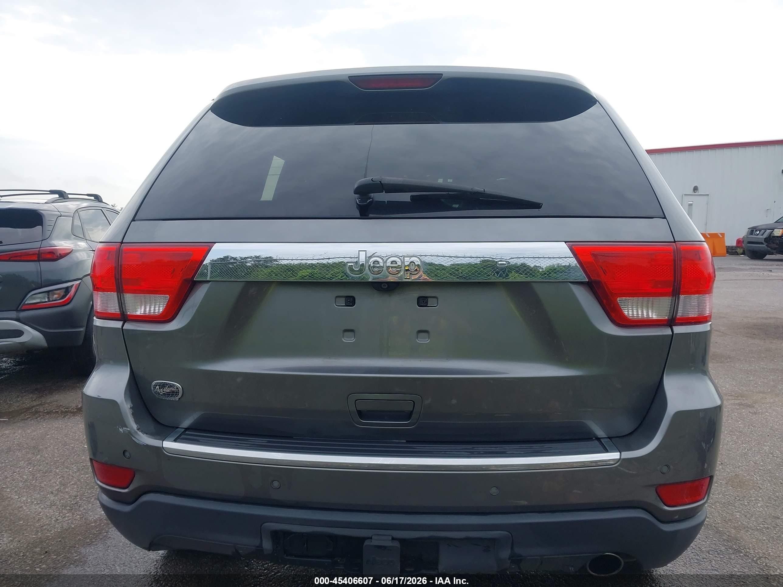 2012 Jeep Grand Cherokee Overland Серый vin: 1C4RJECG2CC259876