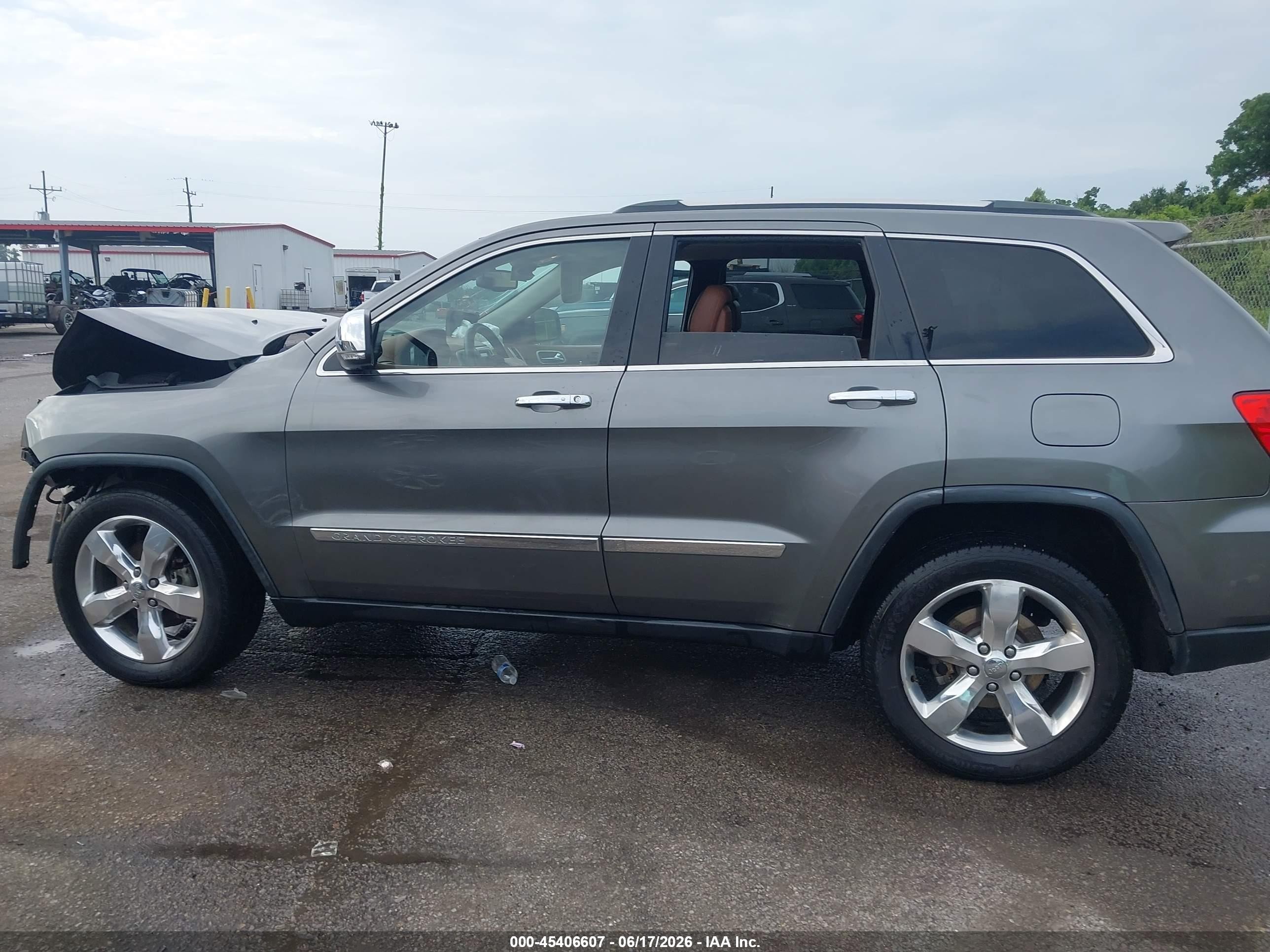 2012 Jeep Grand Cherokee Overland Серый vin: 1C4RJECG2CC259876