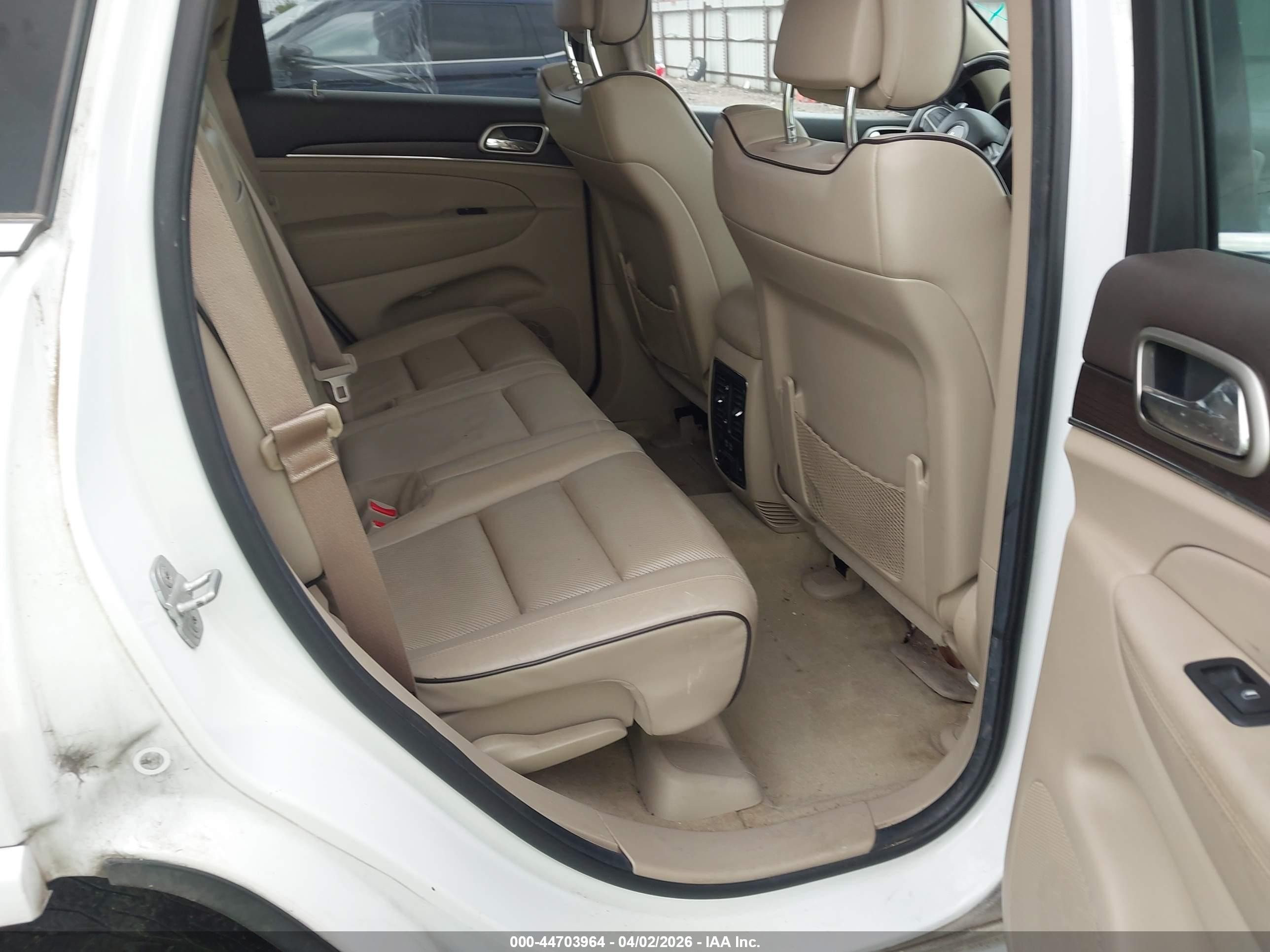 2014 Jeep Grand Cherokee Overland Белый vin: 1C4RJECG2EC245852