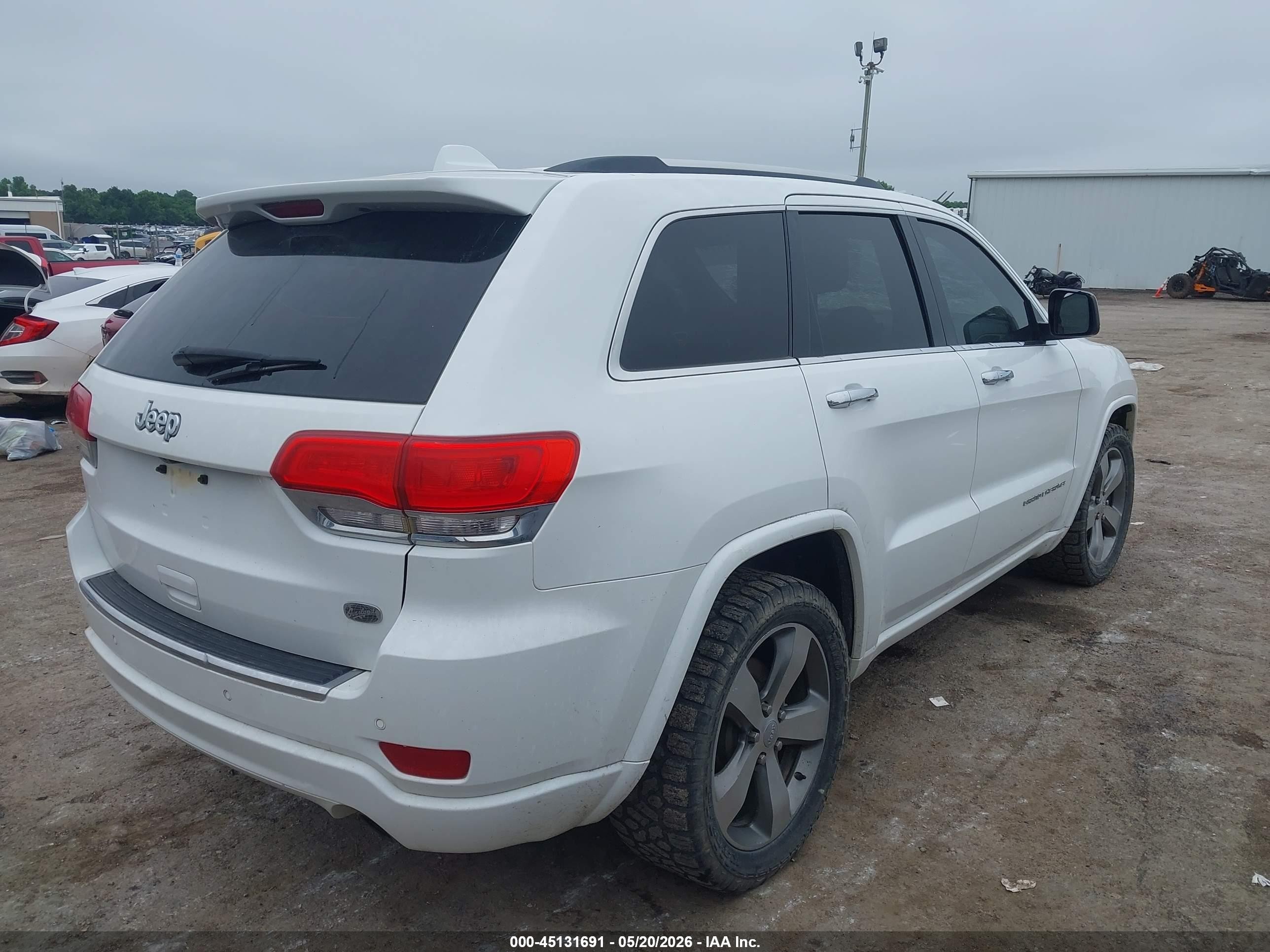 2014 Jeep Grand Cherokee Overland White vin: 1C4RJECG2EC386940