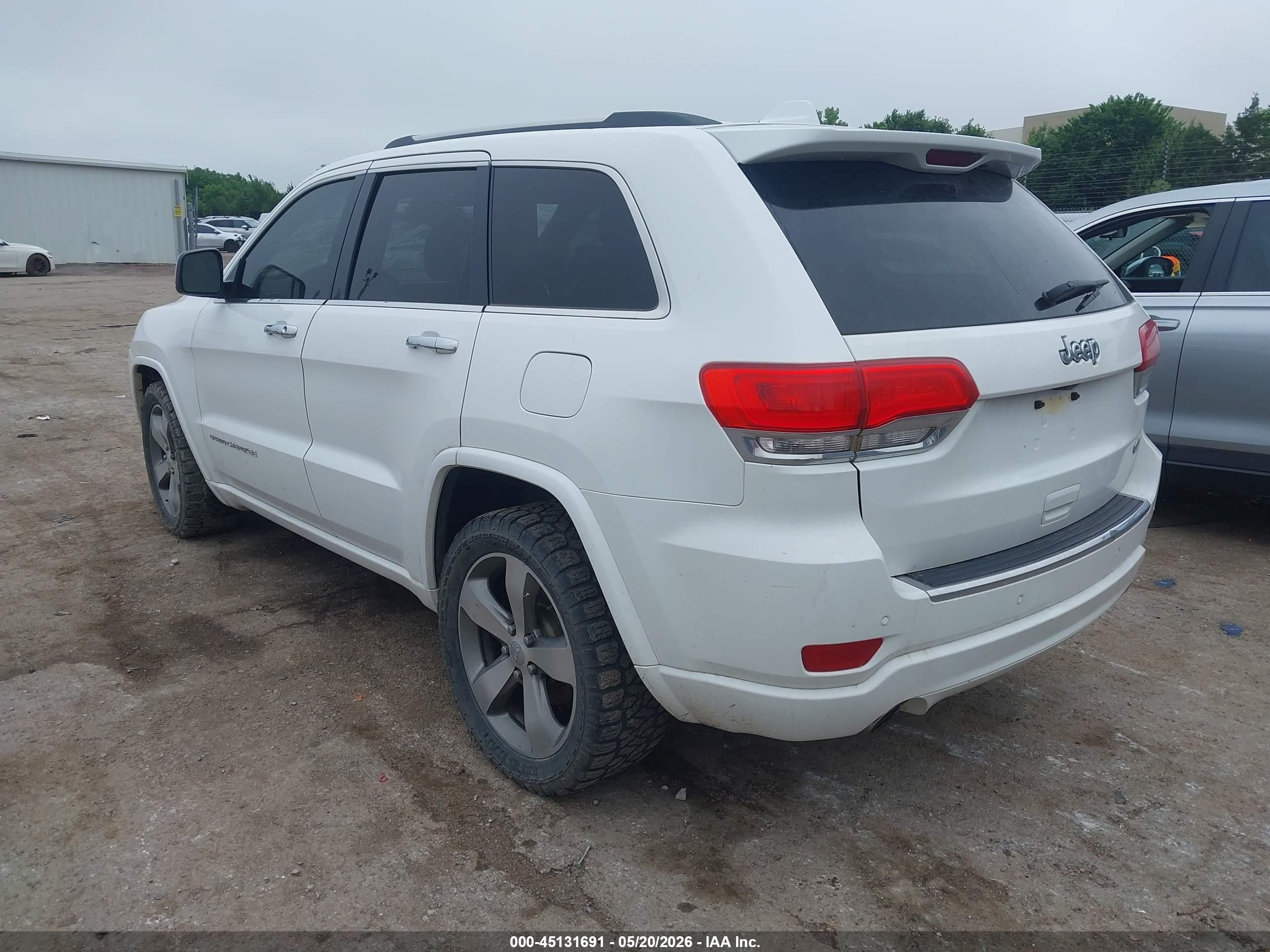 2014 Jeep Grand Cherokee Overland White vin: 1C4RJECG2EC386940