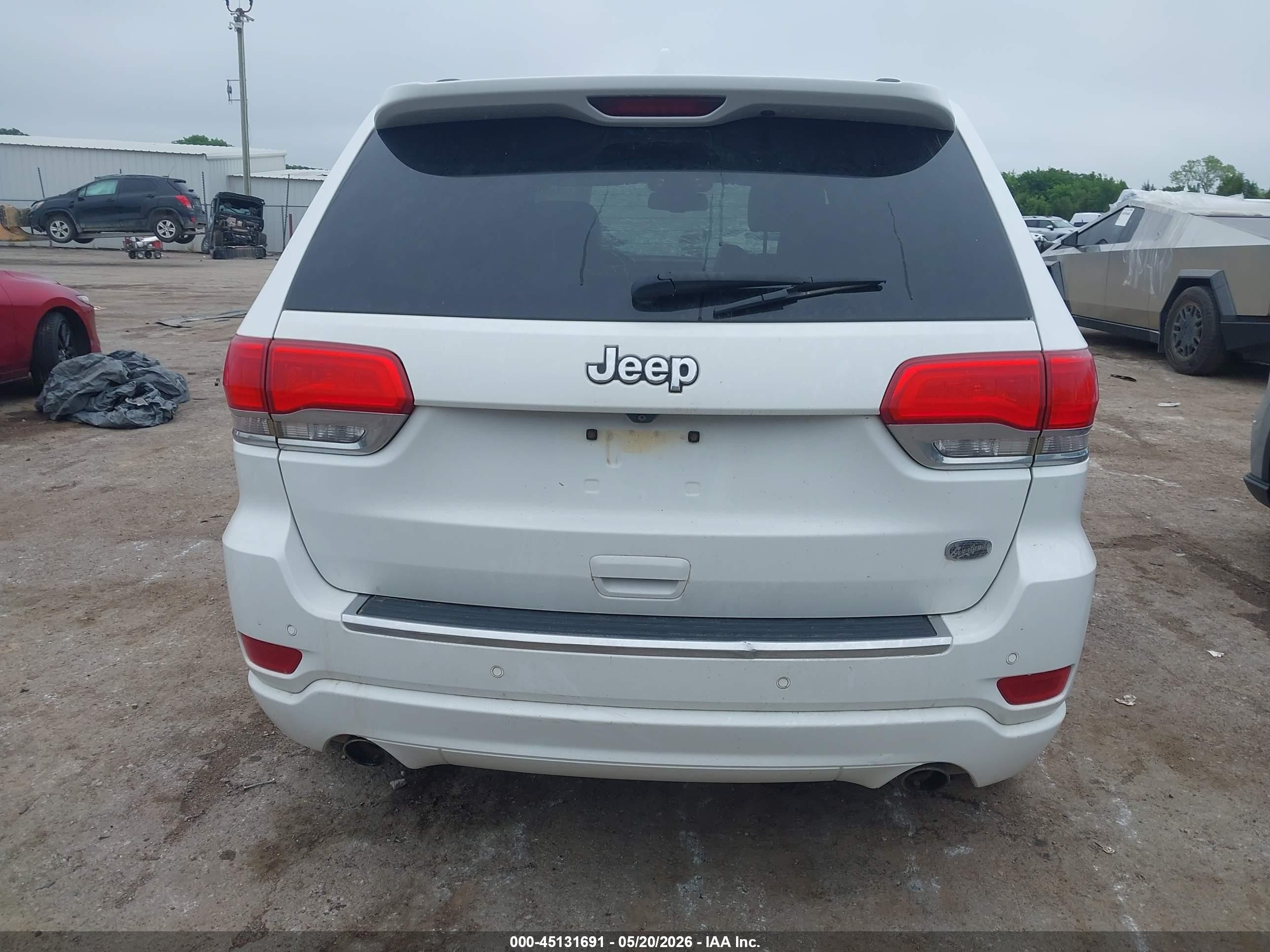 2014 Jeep Grand Cherokee Overland White vin: 1C4RJECG2EC386940