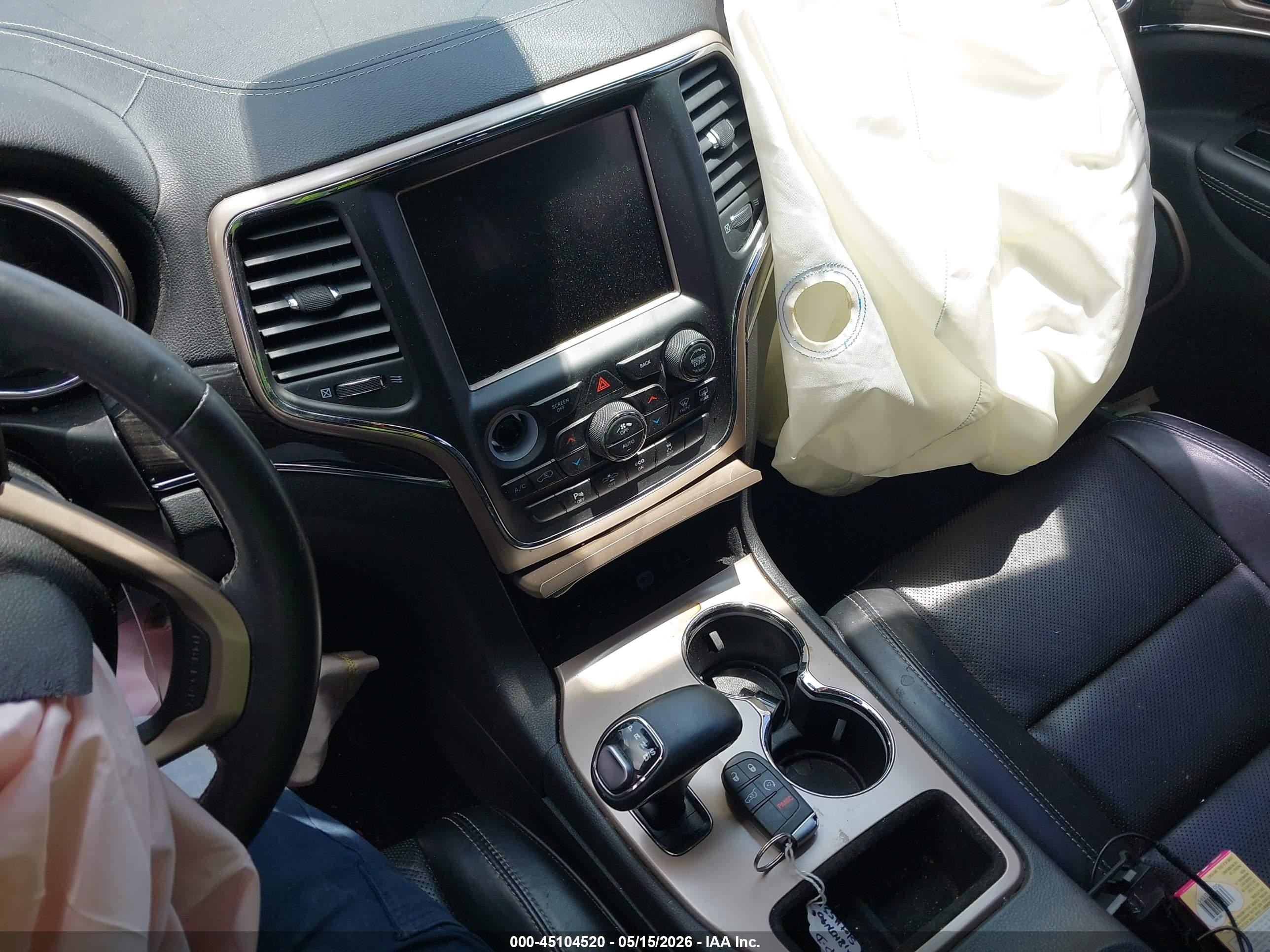 2015 Jeep Grand Cherokee Overland Red vin: 1C4RJECG2FC113403