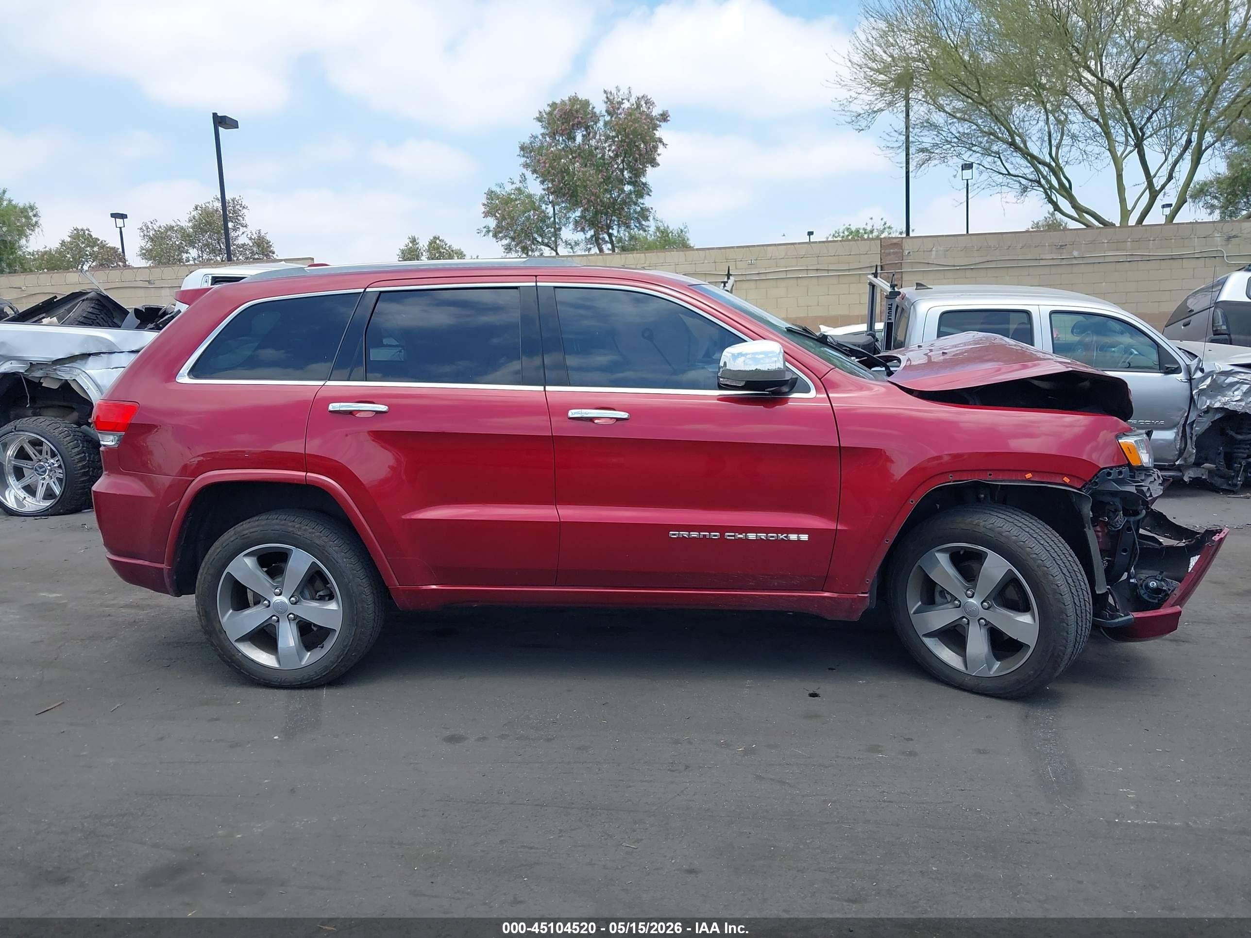 2015 Jeep Grand Cherokee Overland Red vin: 1C4RJECG2FC113403