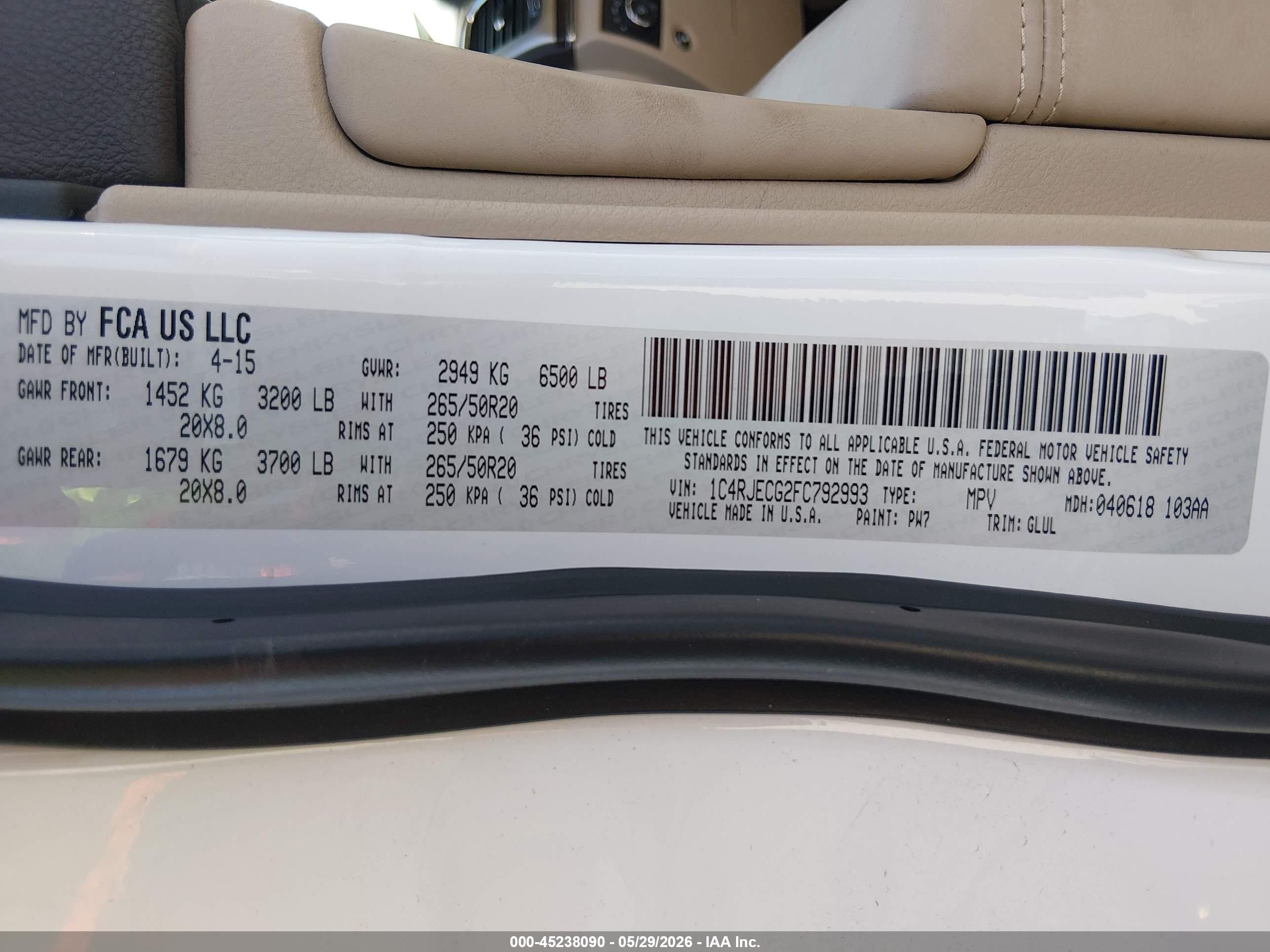 2015 Jeep Grand Cherokee Overland White vin: 1C4RJECG2FC792993