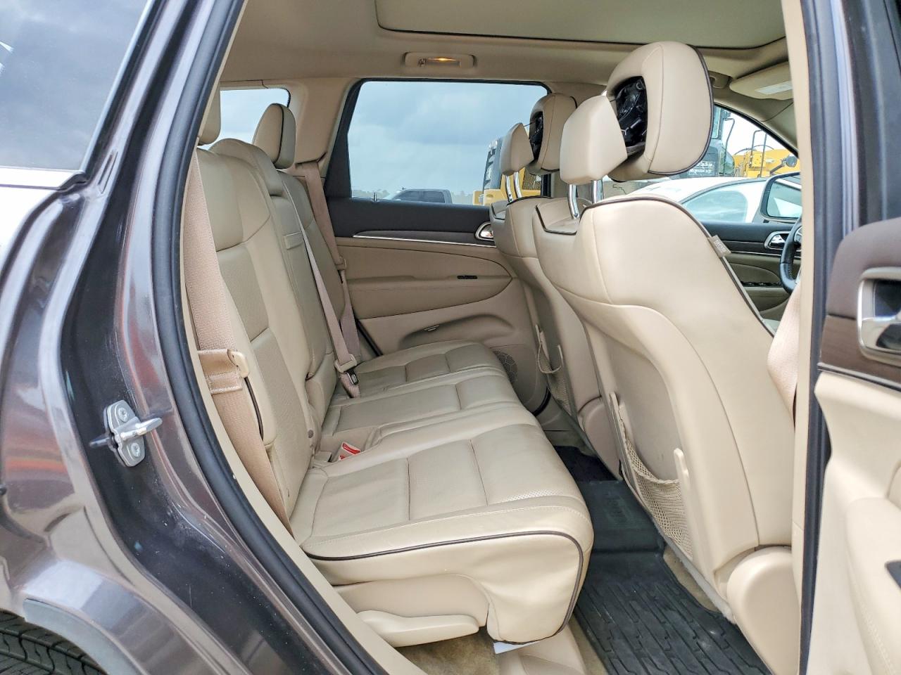 2015 Jeep Grand Cherokee Overland Gray vin: 1C4RJECG2FC798423
