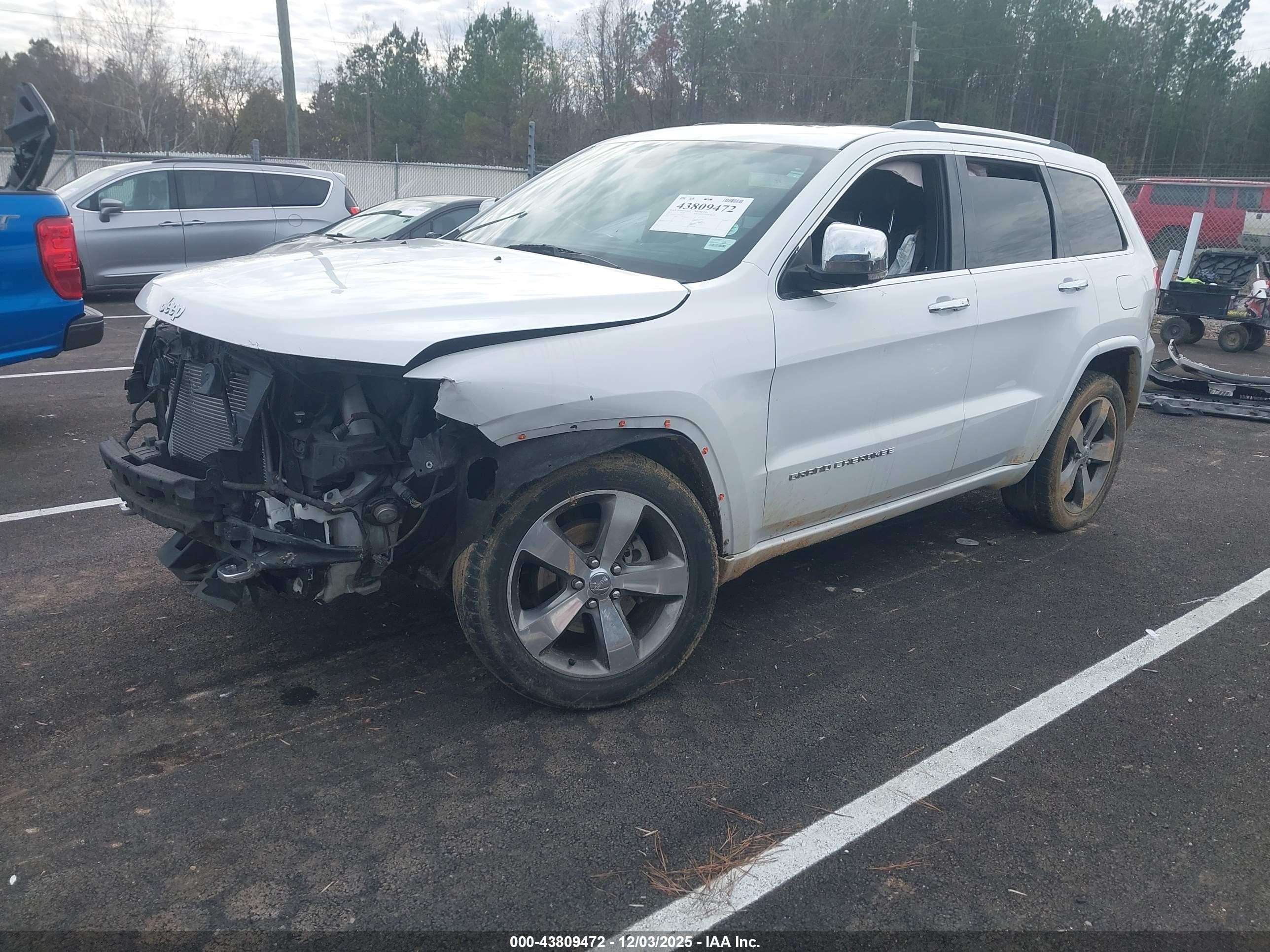 2015 Jeep Grand Cherokee Overland White vin: 1C4RJECG2FC872357