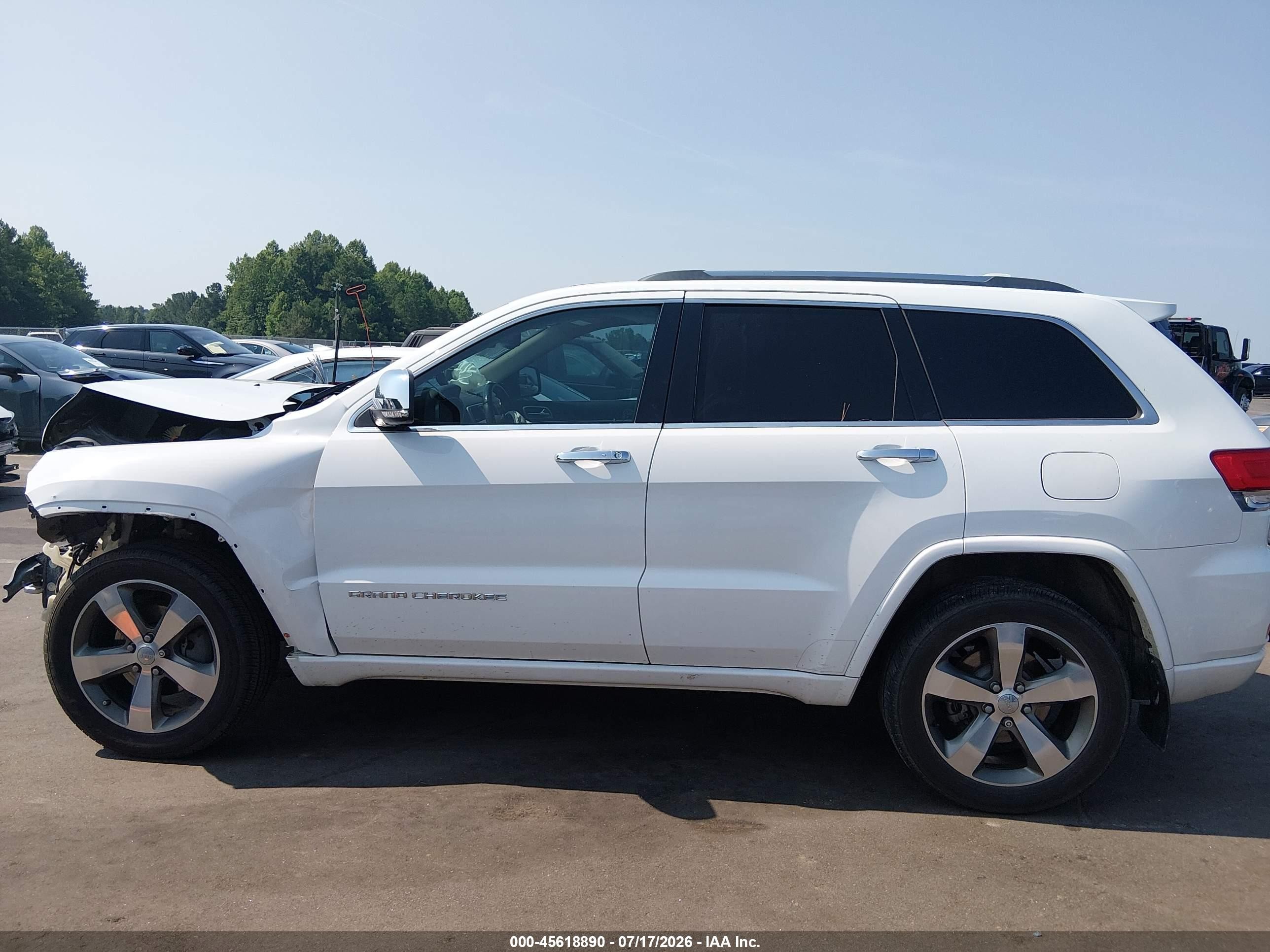 2015 Jeep Grand Cherokee Overland White vin: 1C4RJECG2FC883262