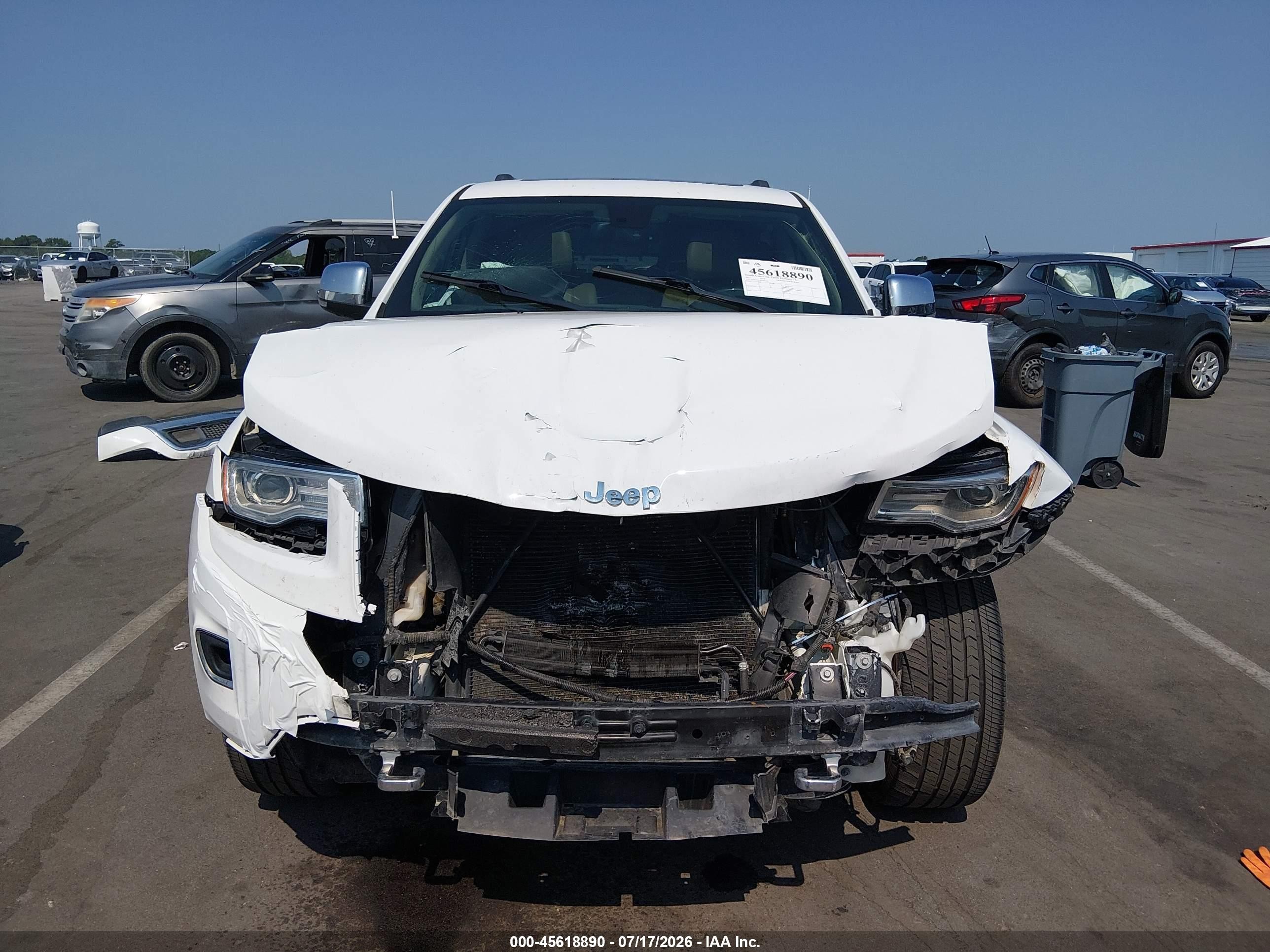 2015 Jeep Grand Cherokee Overland White vin: 1C4RJECG2FC883262