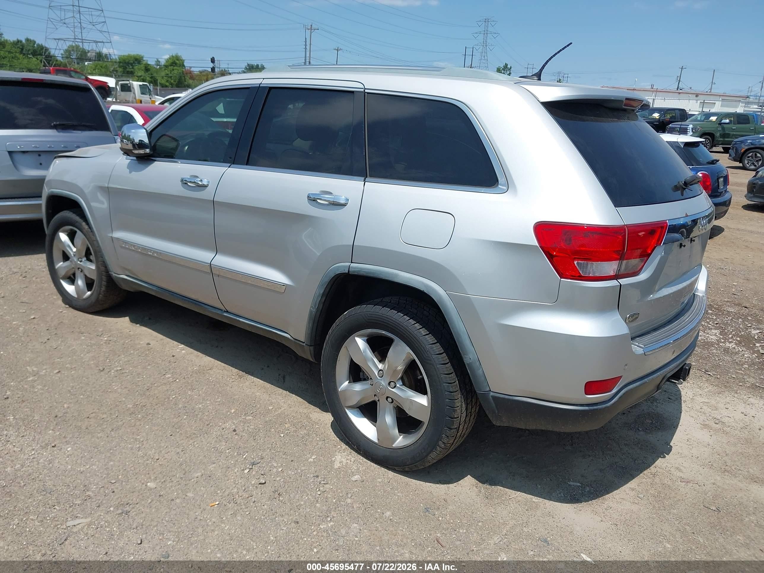 2012 Jeep Grand Cherokee Overland Silver vin: 1C4RJECG3CC204384