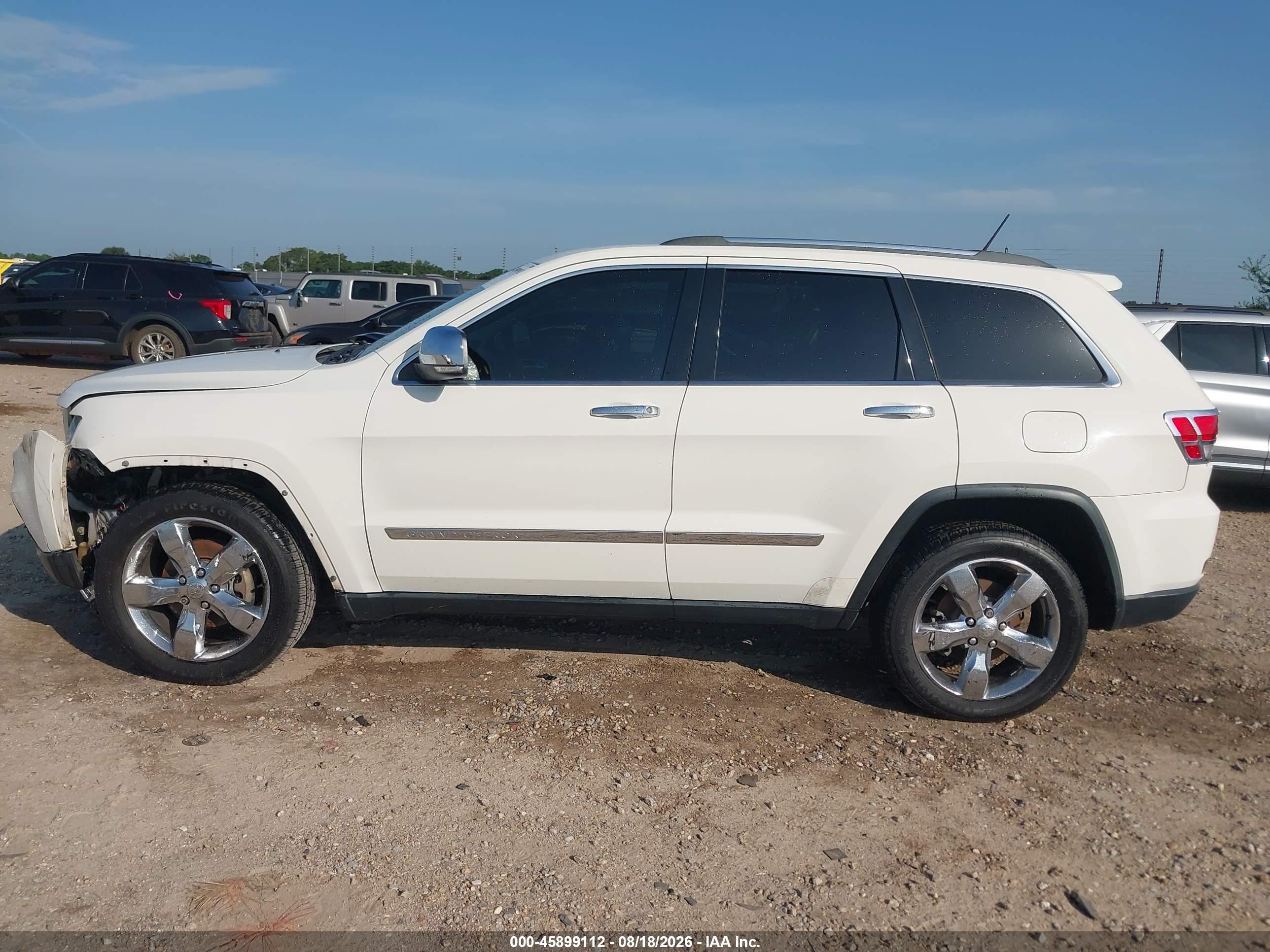 2012 Jeep Grand Cherokee Overland Белый vin: 1C4RJECG3CC355726