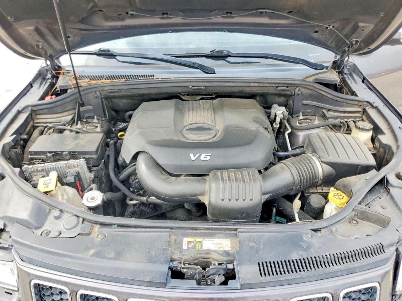 2015 Jeep Grand Cherokee Overland Gray vin: 1C4RJECG3FC614669