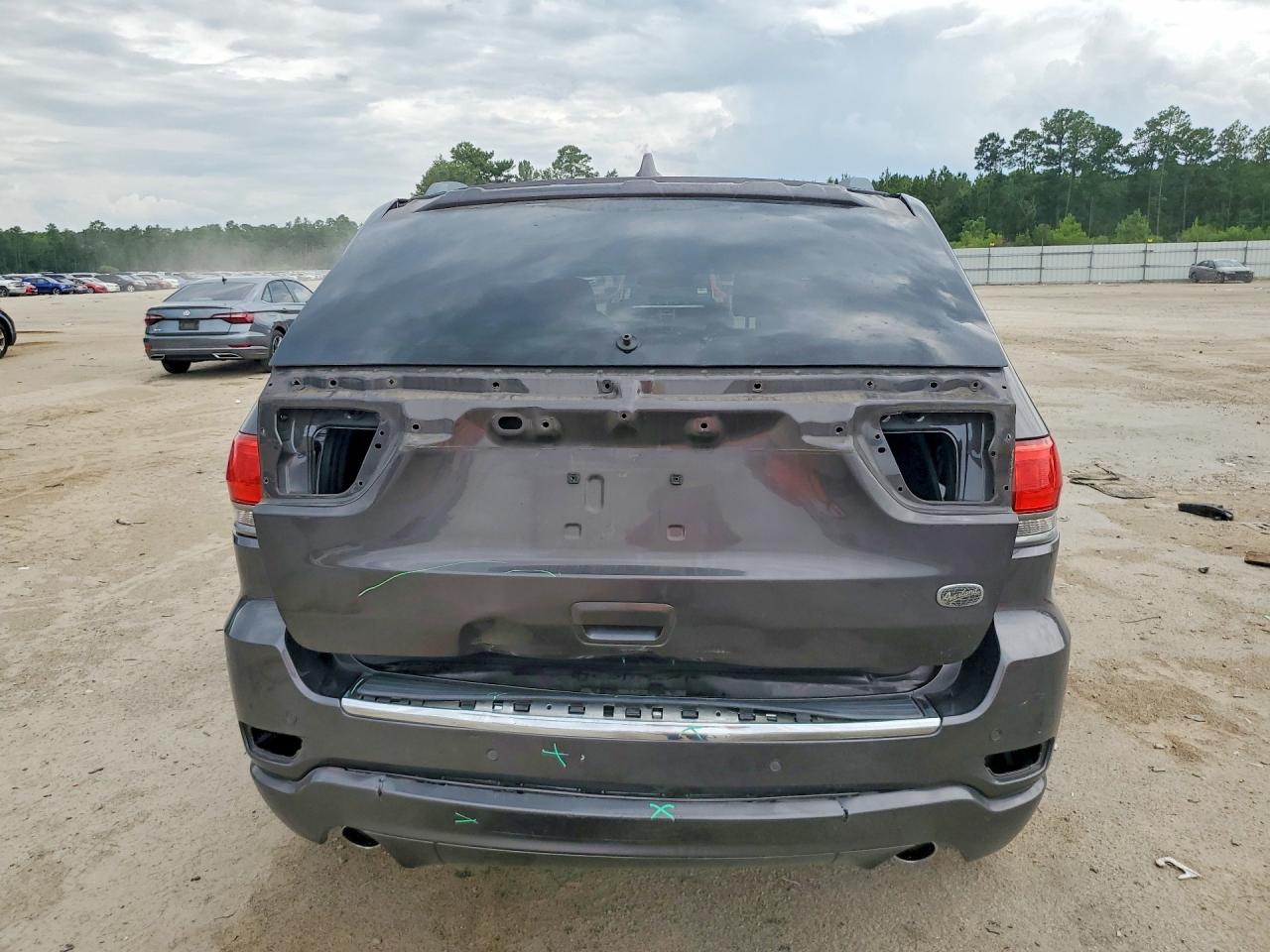 2015 Jeep Grand Cherokee Overland Gray vin: 1C4RJECG3FC742071
