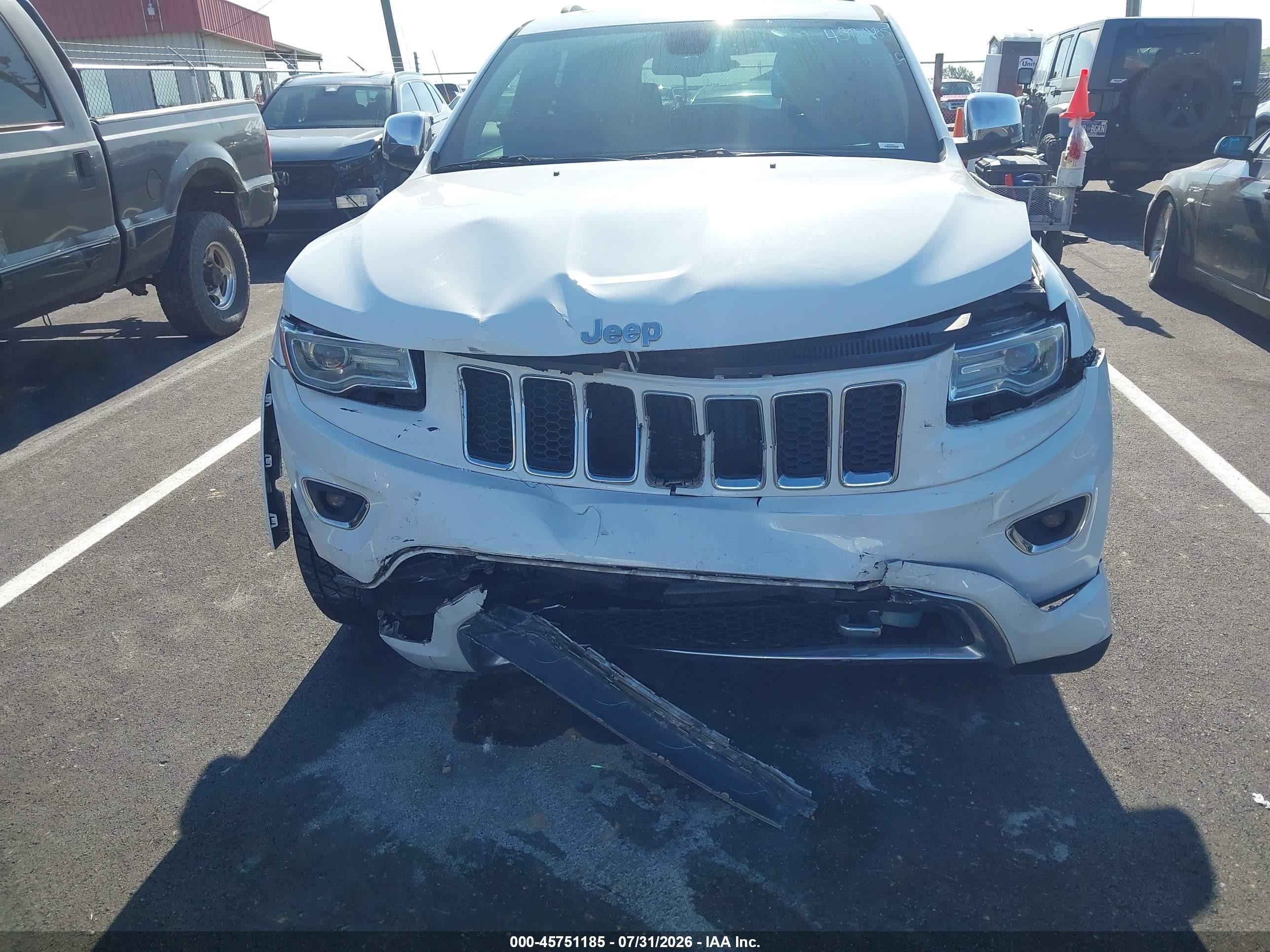 2015 Jeep Grand Cherokee Overland White vin: 1C4RJECG3FC798477