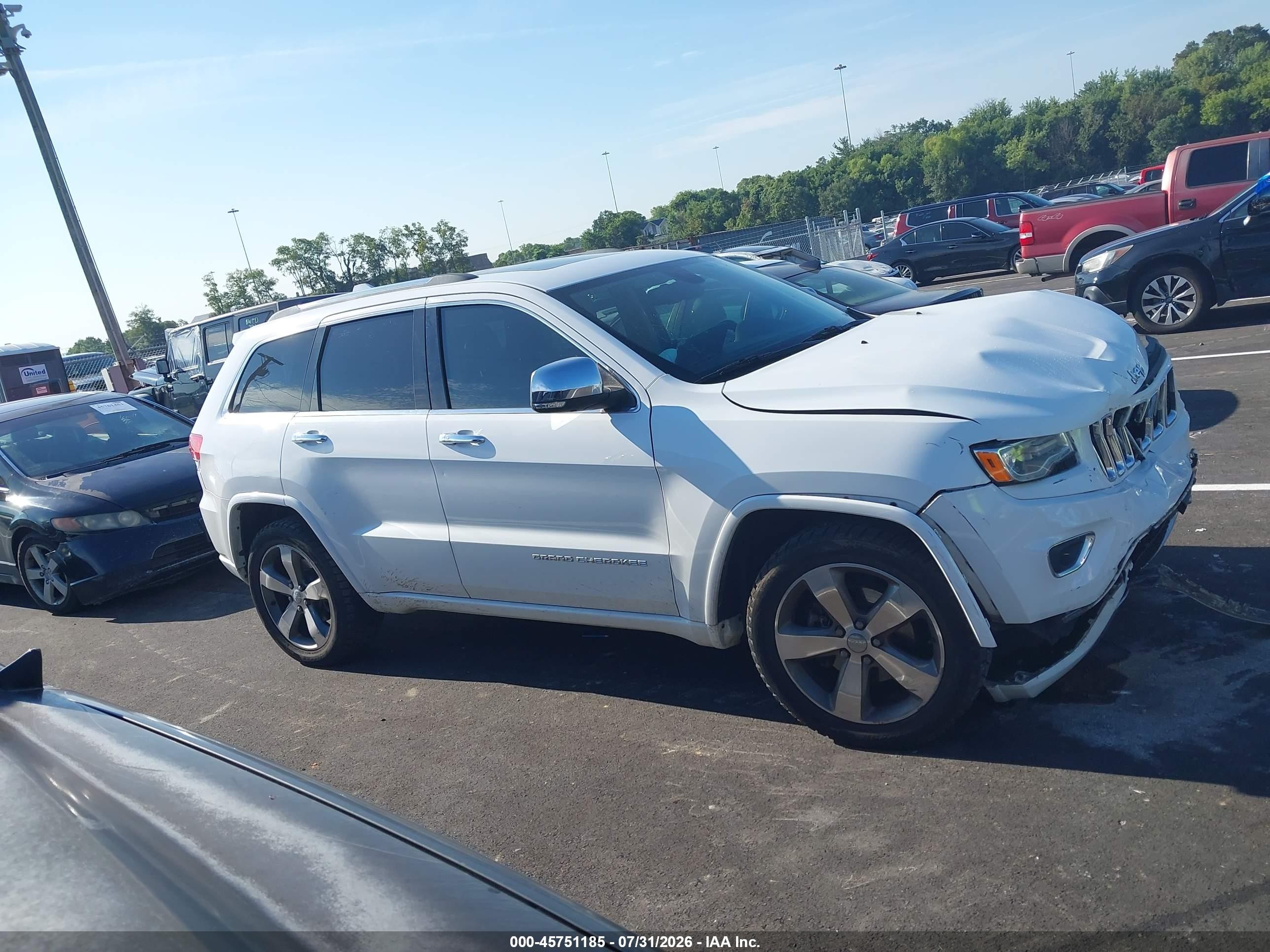 2015 Jeep Grand Cherokee Overland White vin: 1C4RJECG3FC798477