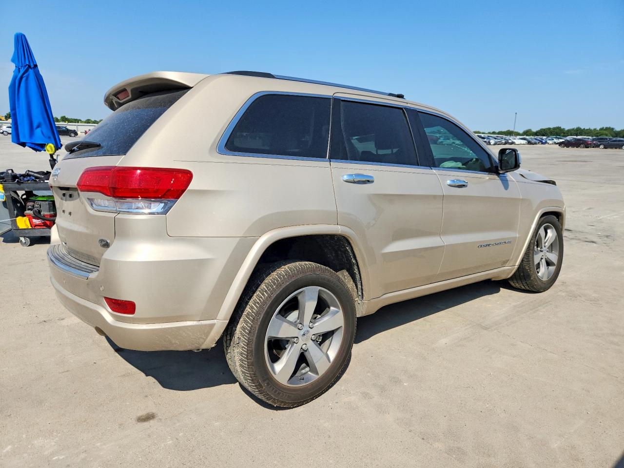 2015 Jeep Grand Cherokee Overland Gold vin: 1C4RJECG4FC132096
