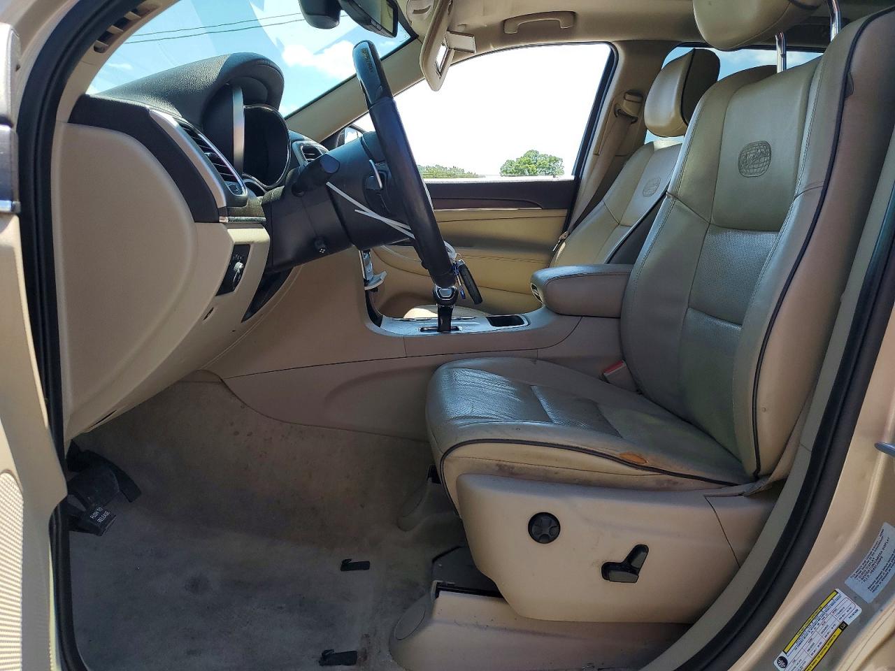 2015 Jeep Grand Cherokee Overland Beige vin: 1C4RJECG4FC187499