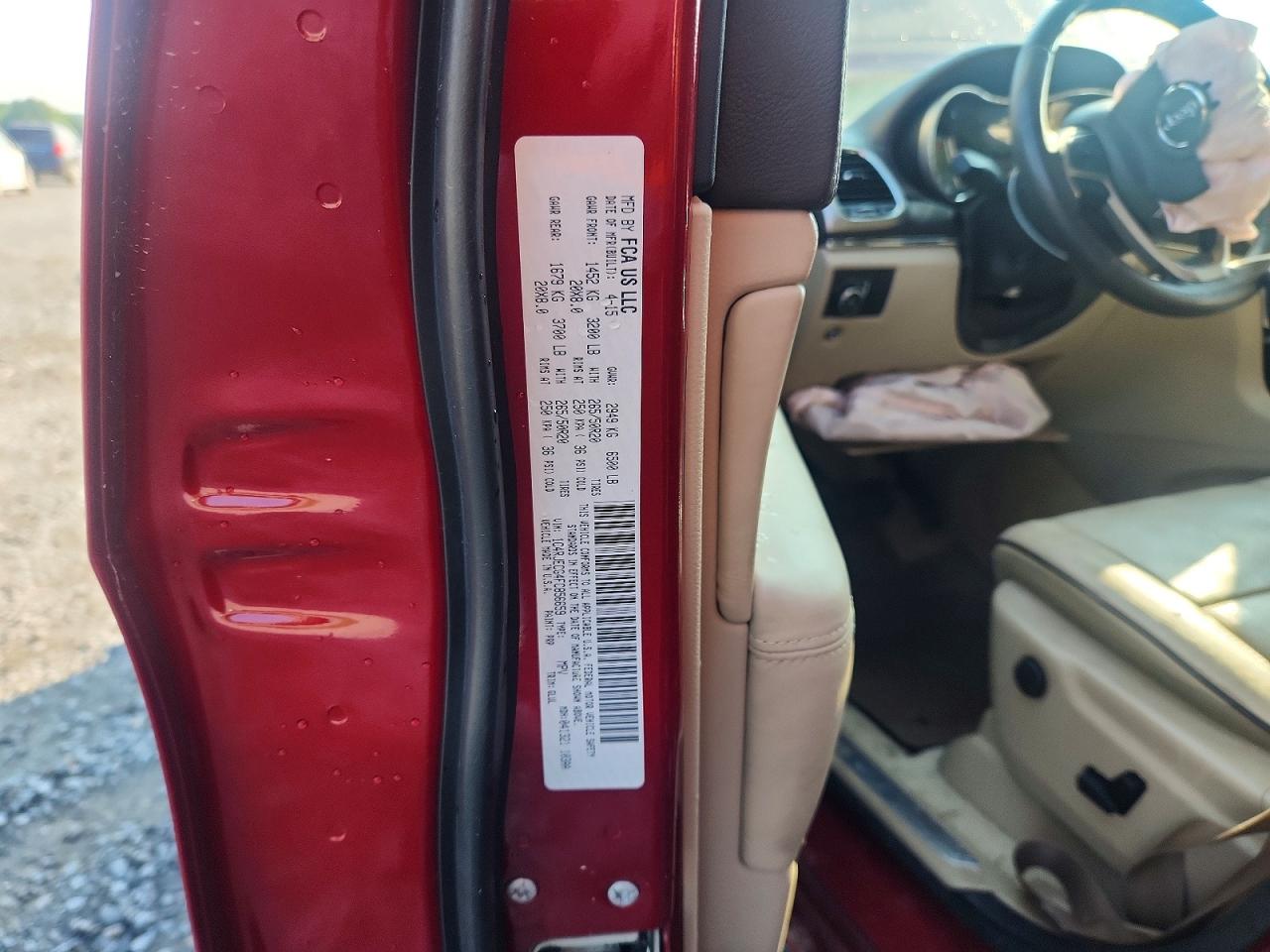 2015 Jeep Grand Cherokee Overland Red vin: 1C4RJECG4FC856659