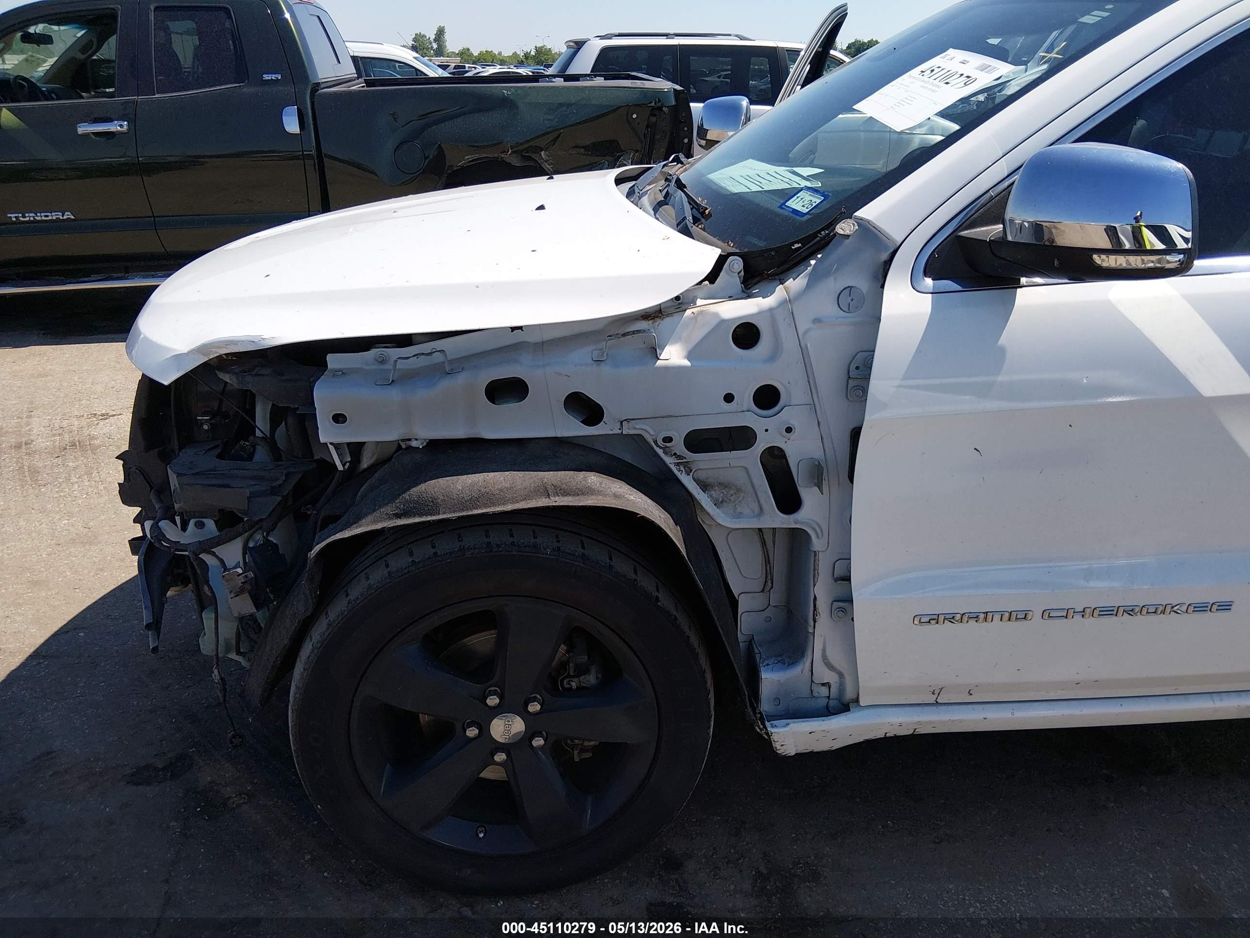 2015 Jeep Grand Cherokee Overland White vin: 1C4RJECG4FC906363