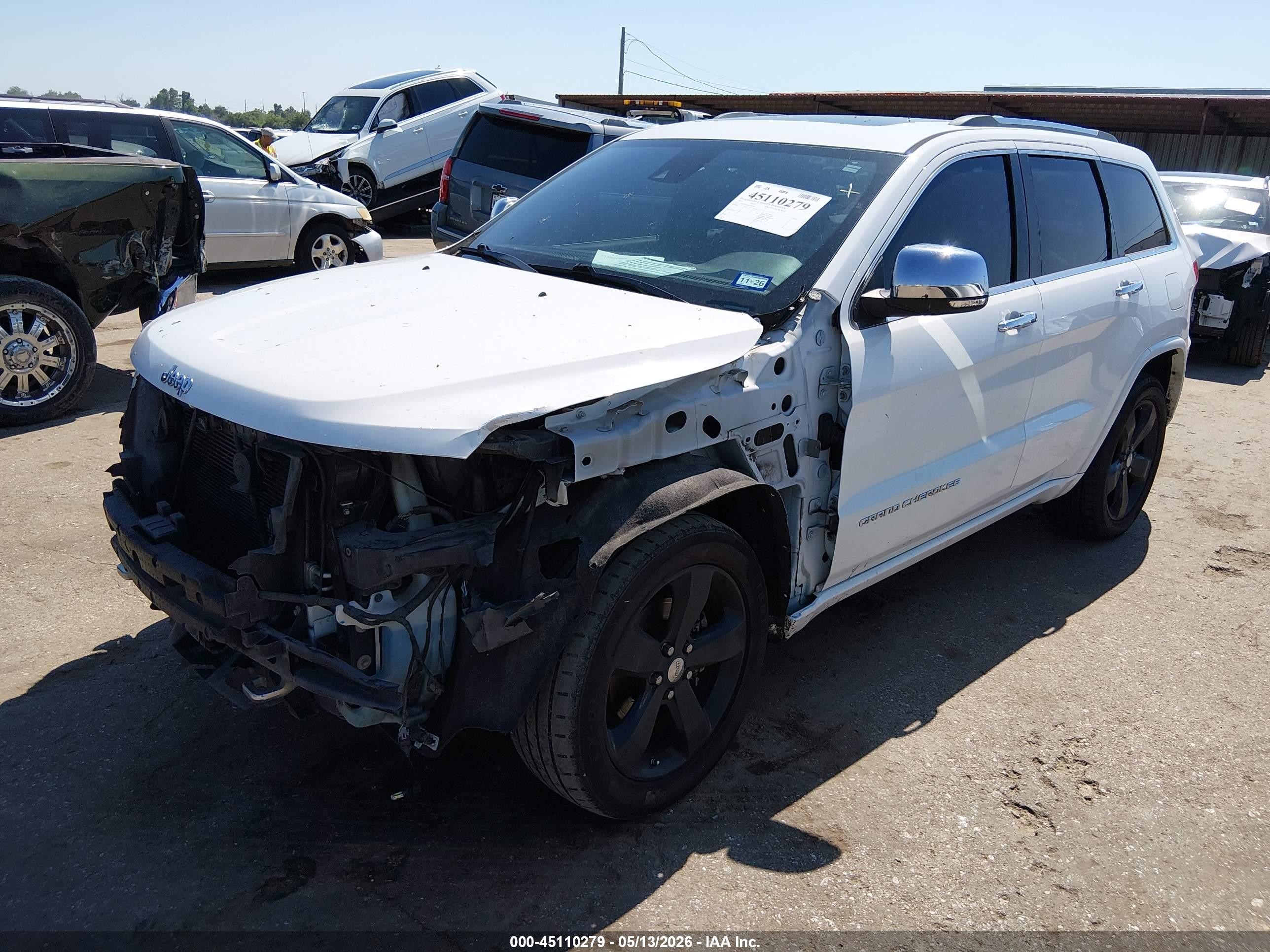 2015 Jeep Grand Cherokee Overland White vin: 1C4RJECG4FC906363
