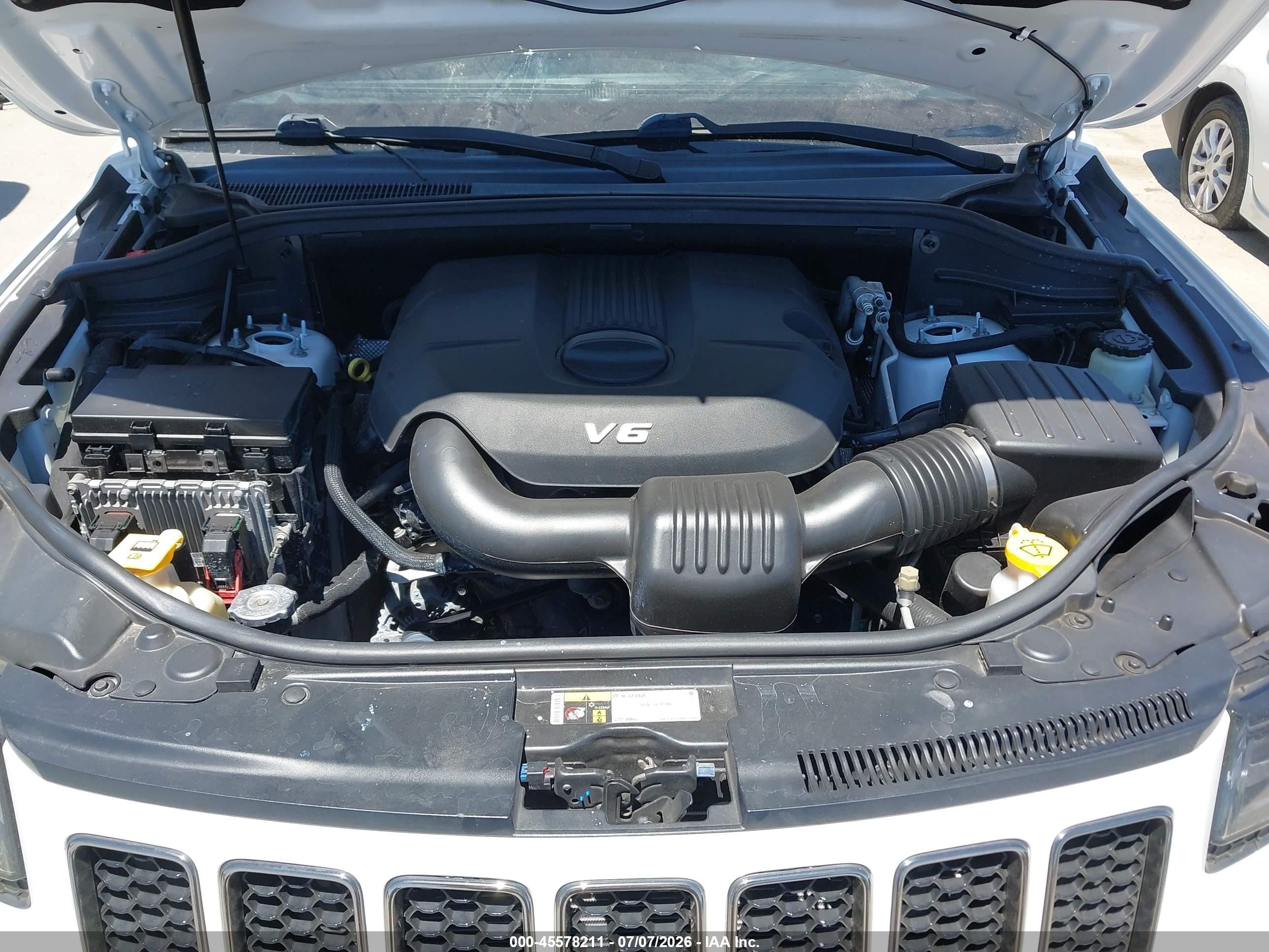 2015 Jeep Grand Cherokee High Altitude White vin: 1C4RJECG5FC155368
