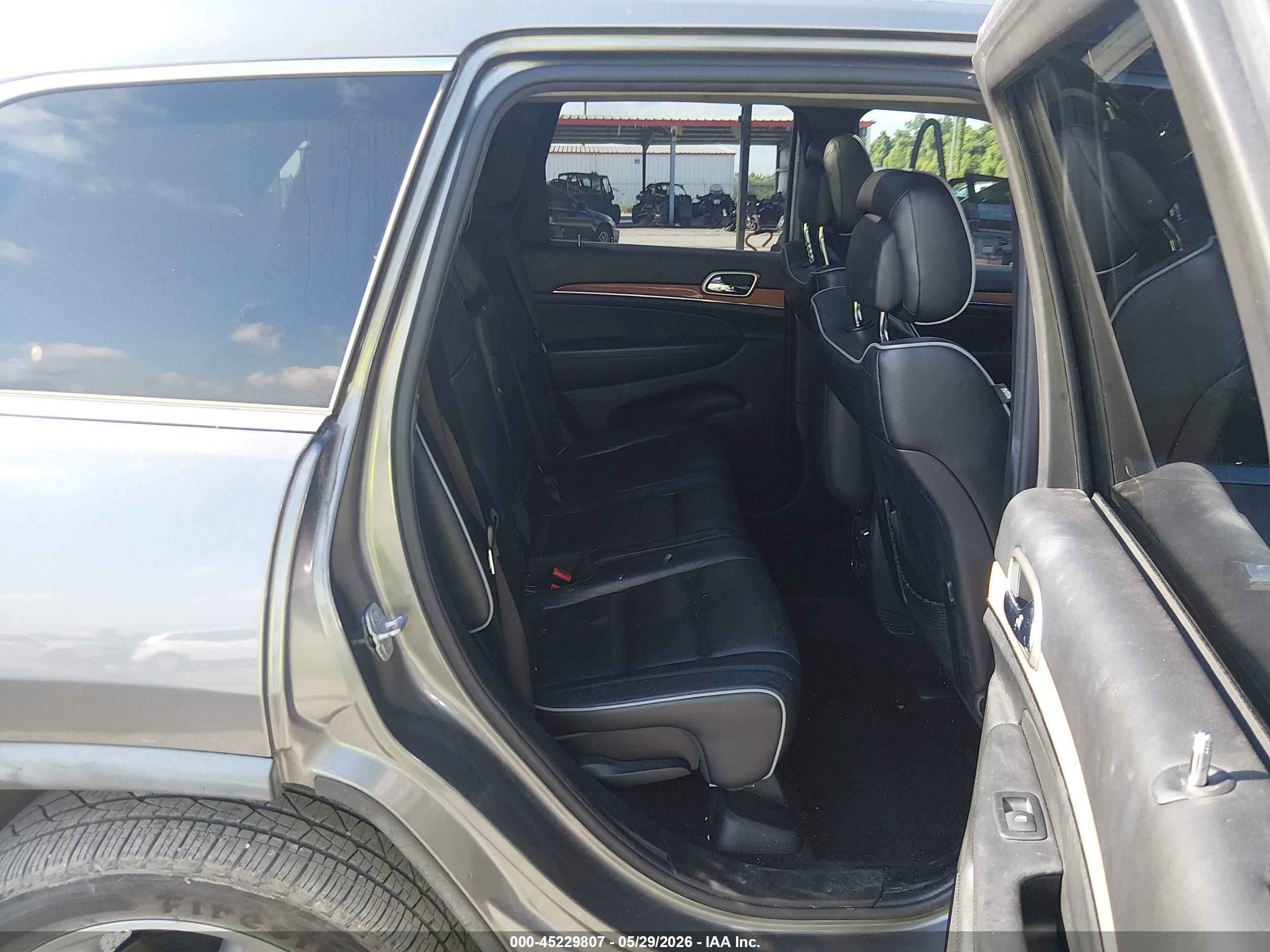 2012 Jeep Grand Cherokee Overland Gray vin: 1C4RJECG6CC129227