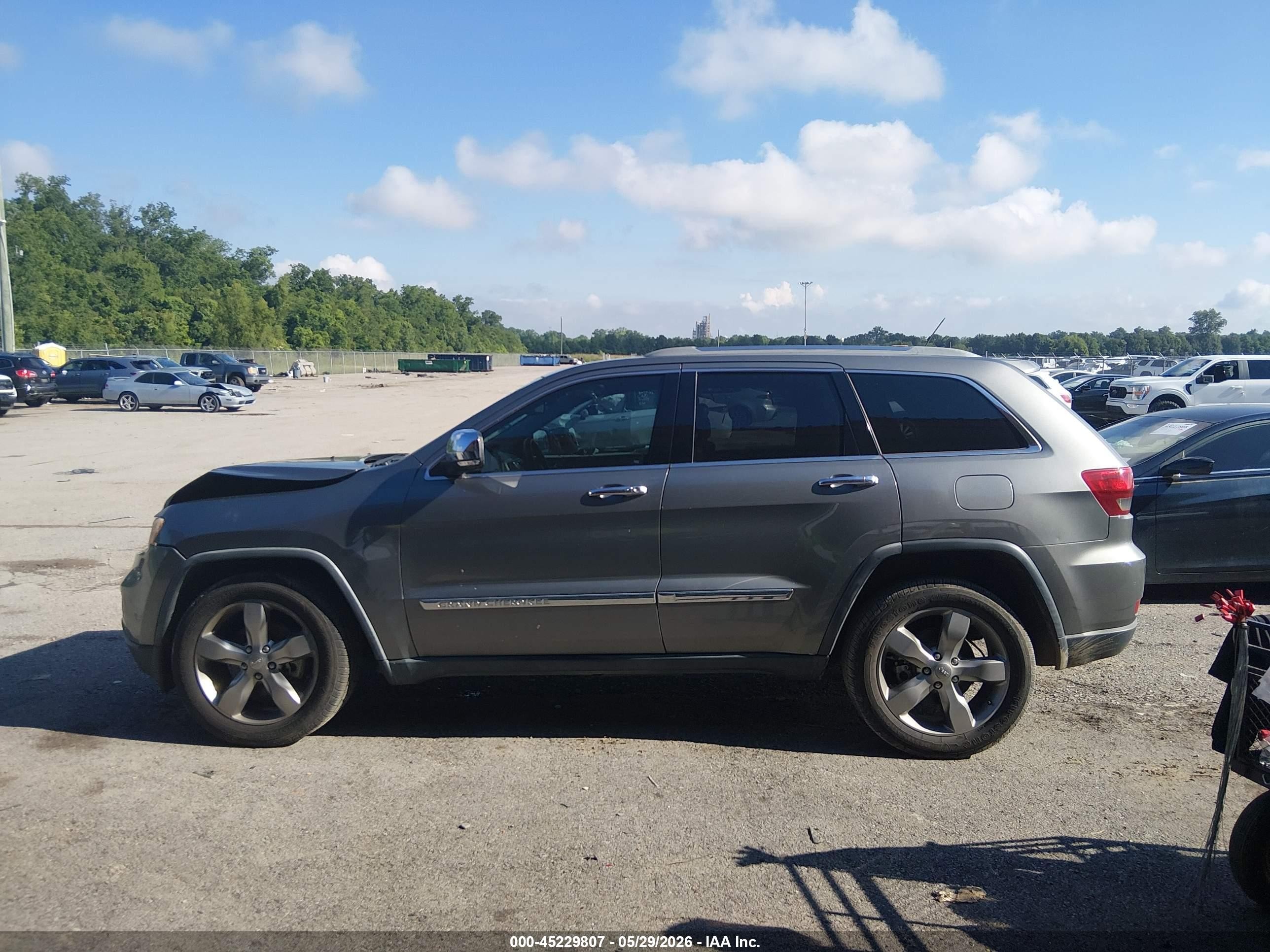 2012 Jeep Grand Cherokee Overland Gray vin: 1C4RJECG6CC129227