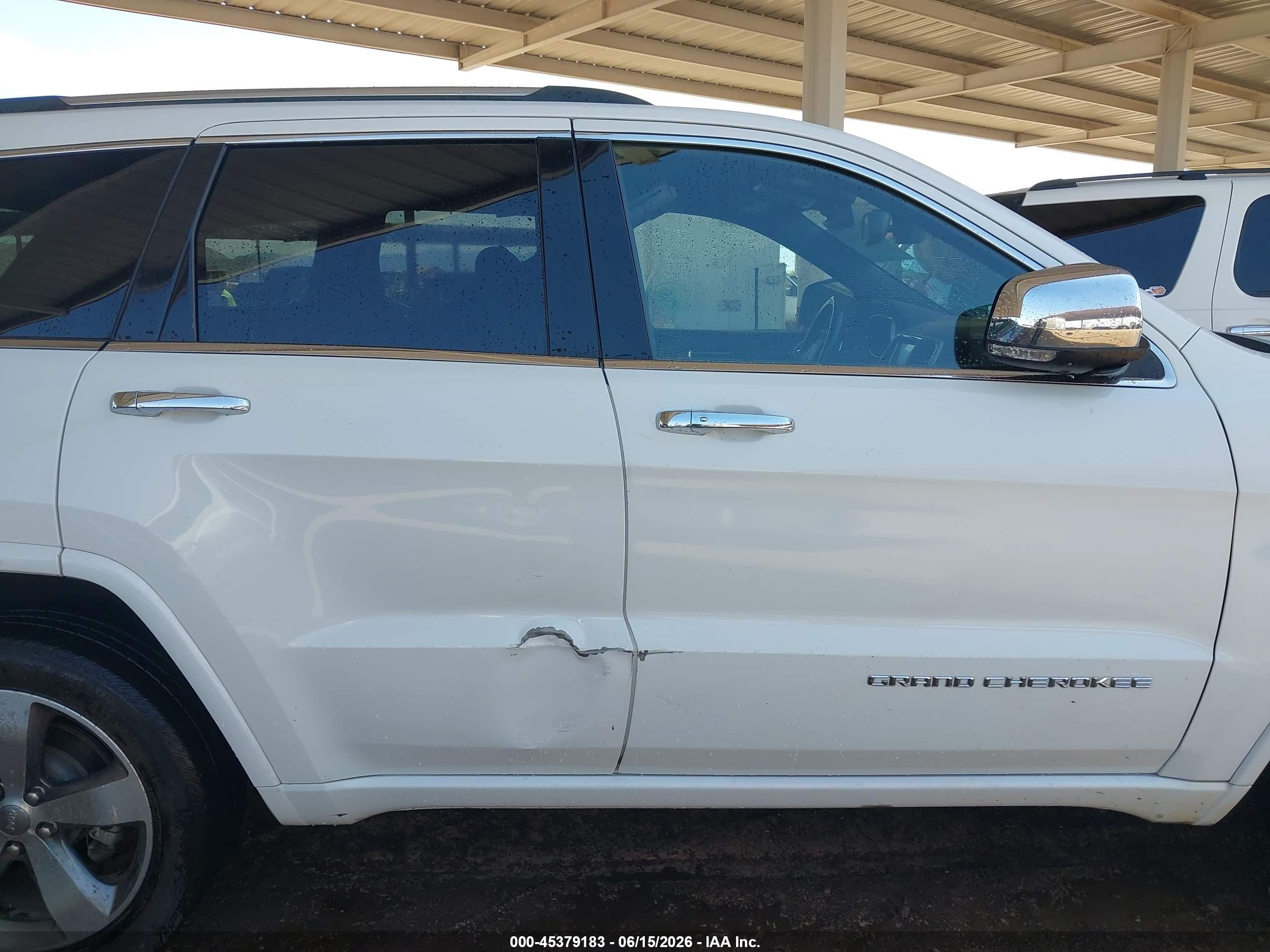 2015 Jeep Grand Cherokee Overland White vin: 1C4RJECG6FC615704