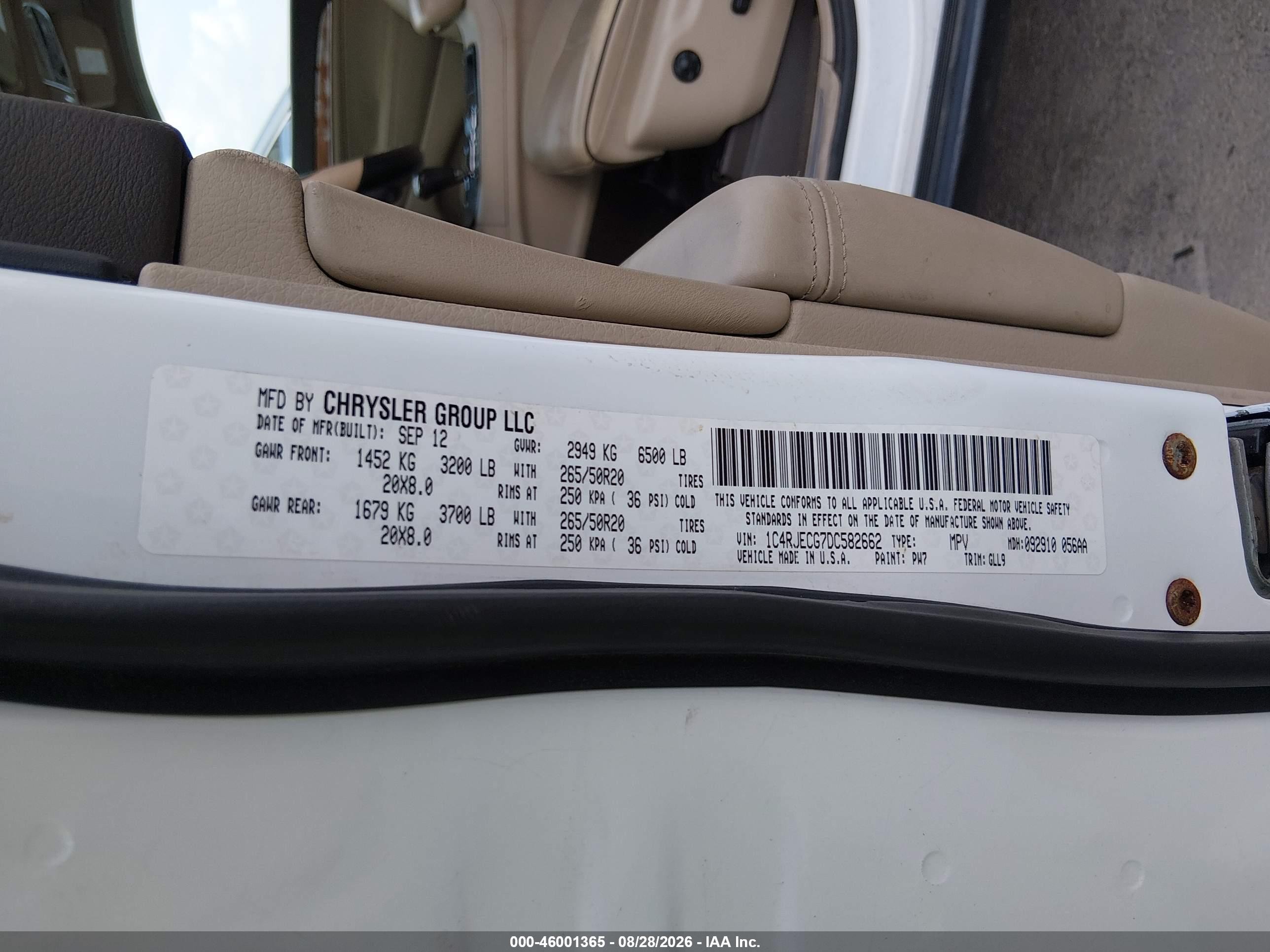 2013 Jeep Grand Cherokee Overland White vin: 1C4RJECG7DC582662