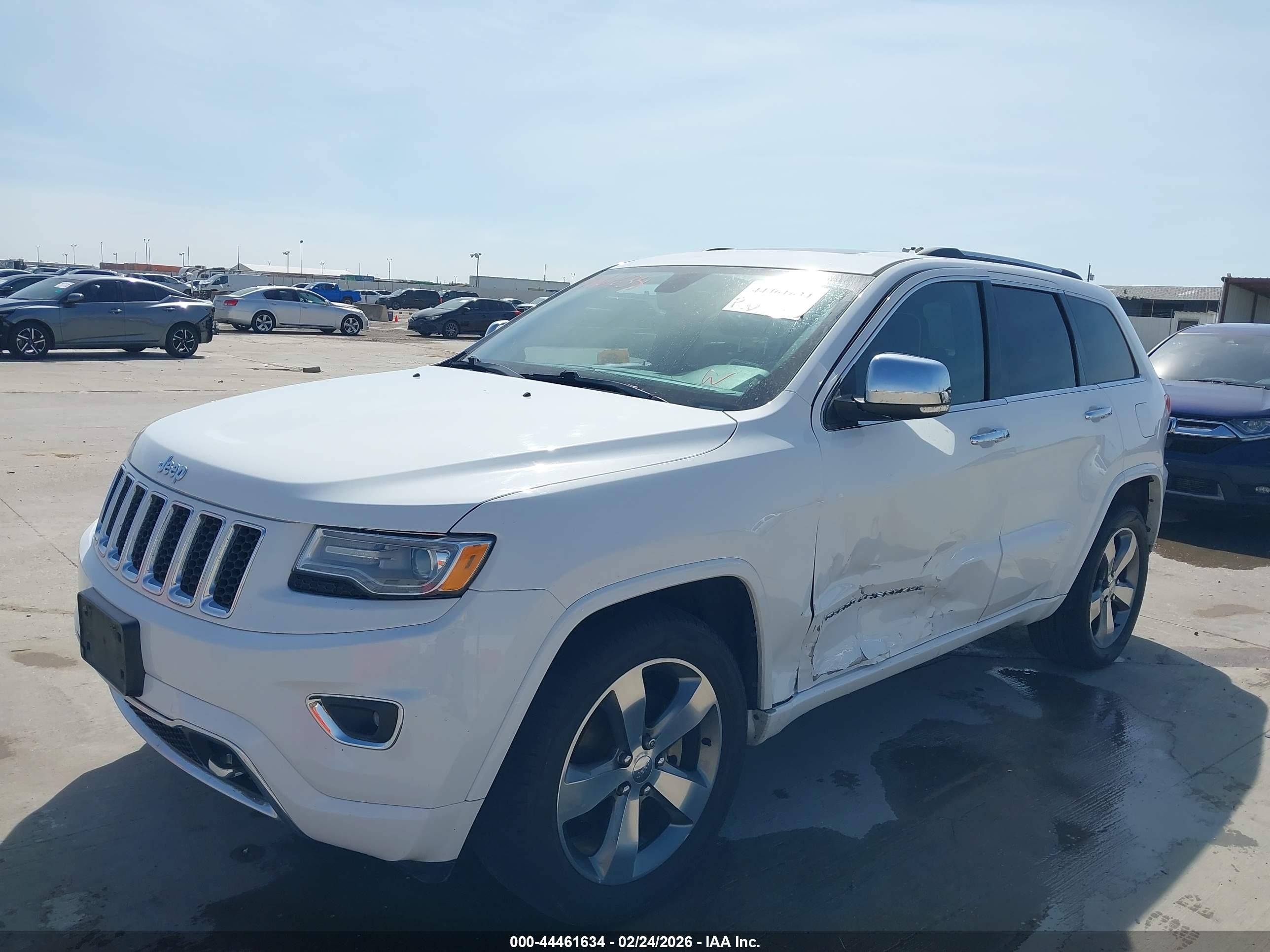 2015 Jeep Grand Cherokee Overland White vin: 1C4RJECG7FC125594