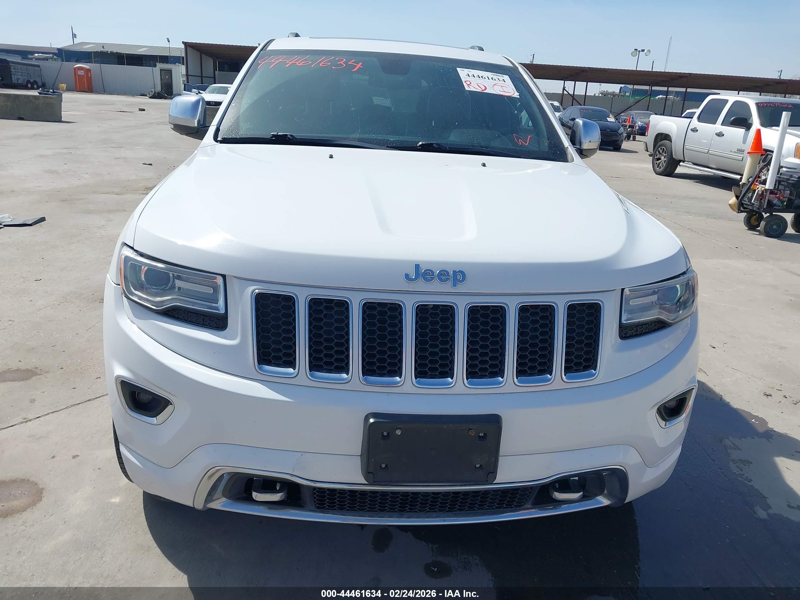 2015 Jeep Grand Cherokee Overland White vin: 1C4RJECG7FC125594