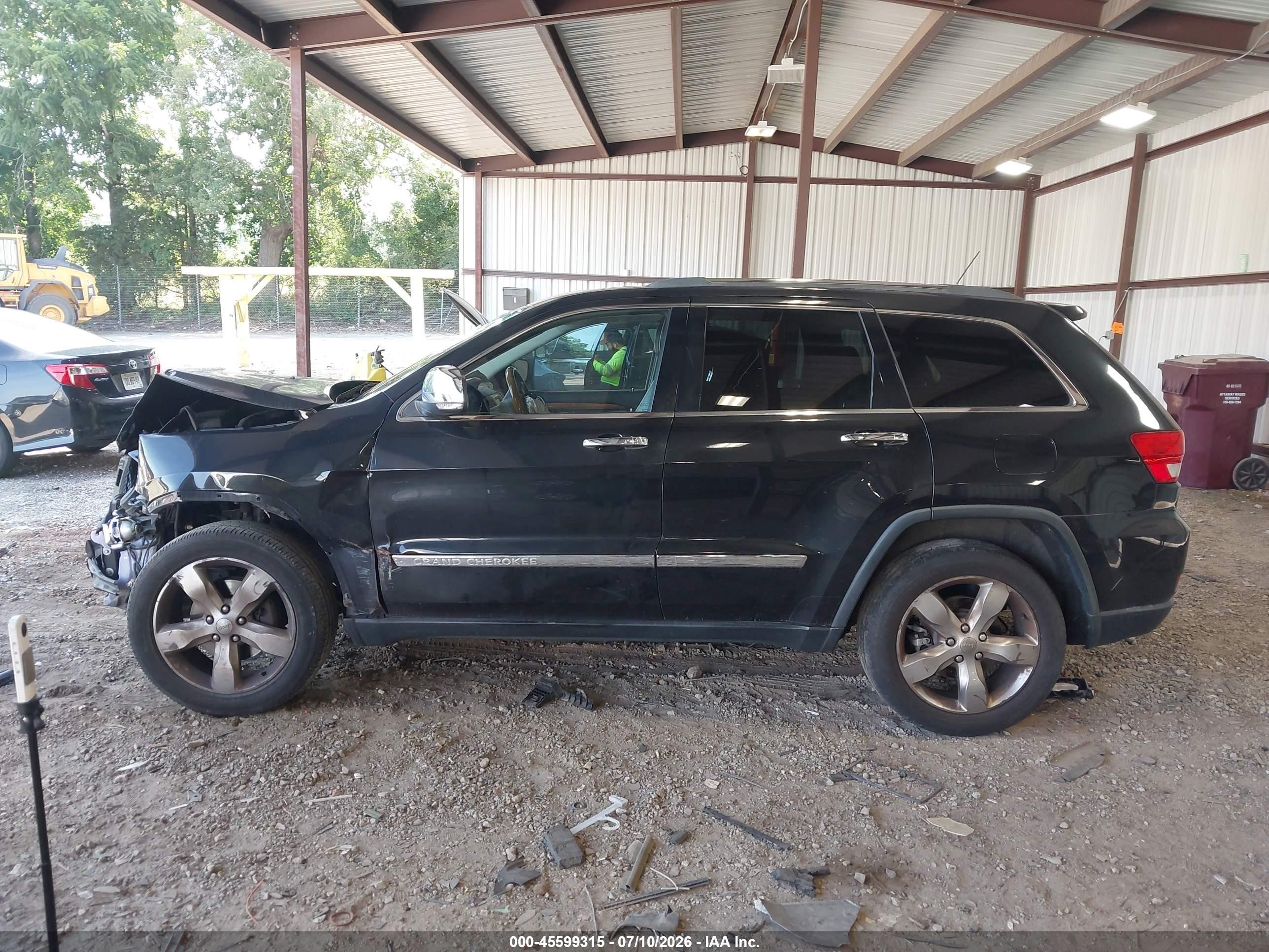 2013 Jeep Grand Cherokee Overland Черный vin: 1C4RJECG8DC526343
