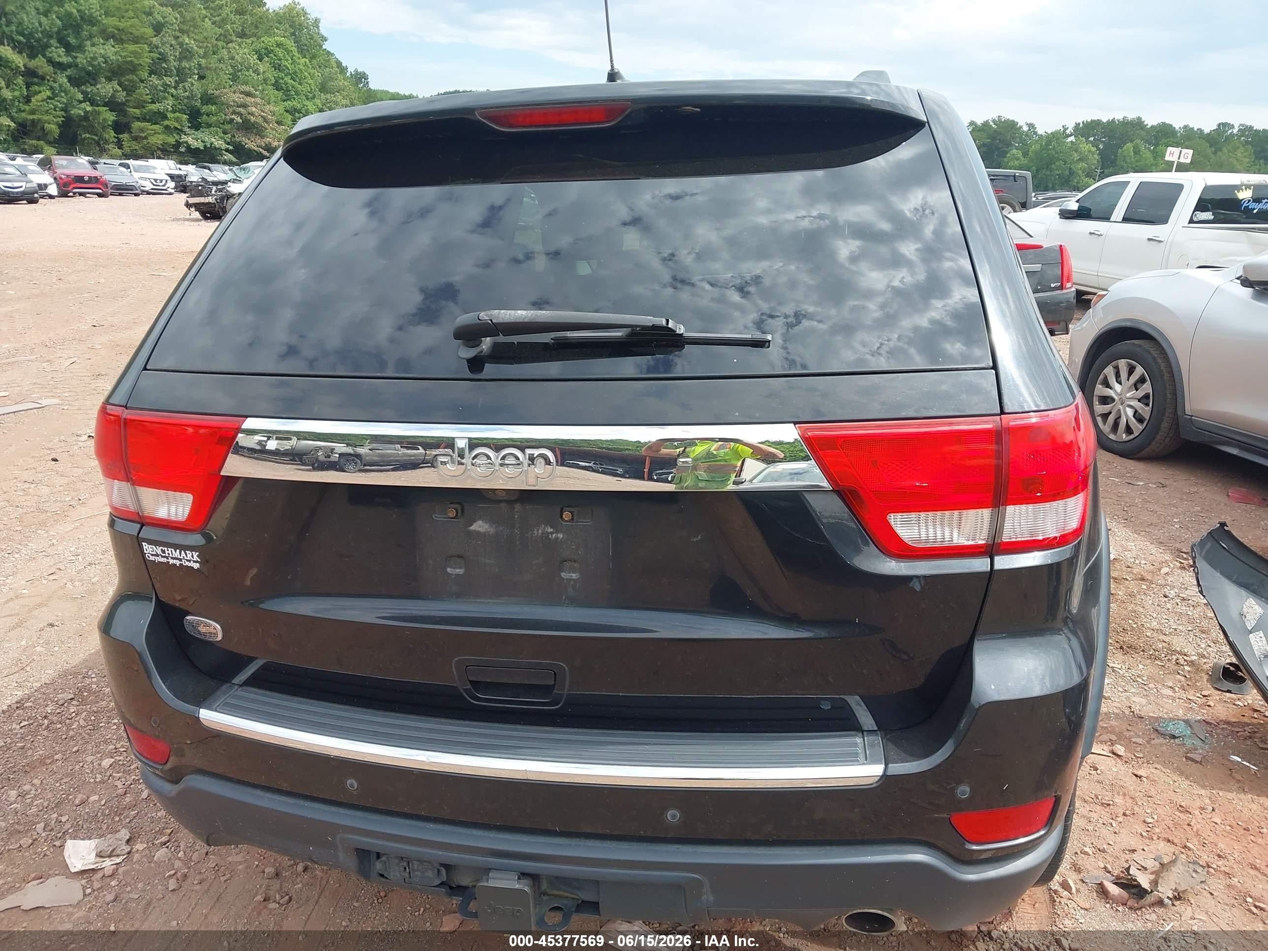 2013 Jeep Grand Cherokee Overland Black vin: 1C4RJECG8DC588857