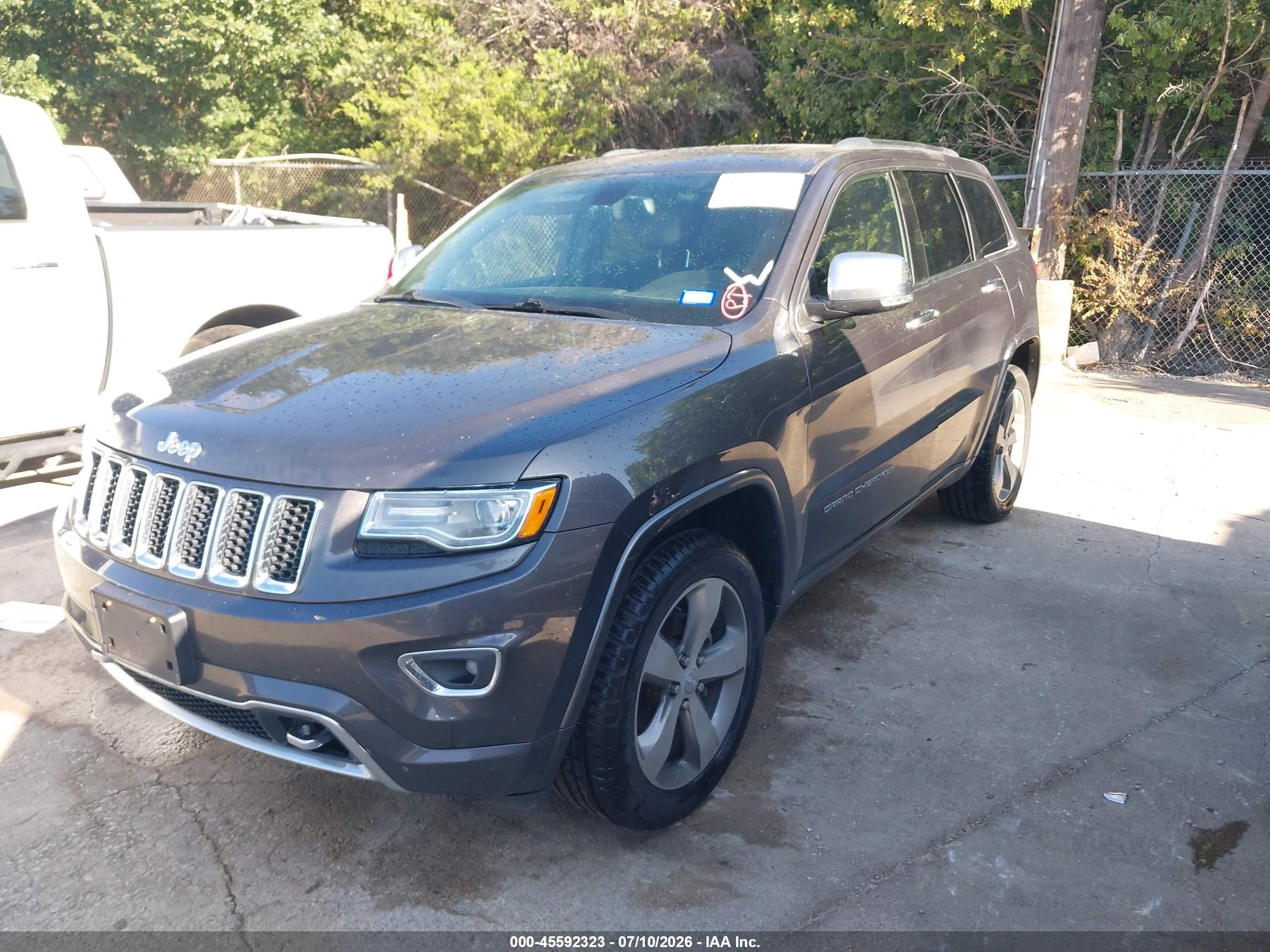 2015 Jeep Grand Cherokee Overland Gray vin: 1C4RJECG8FC856664