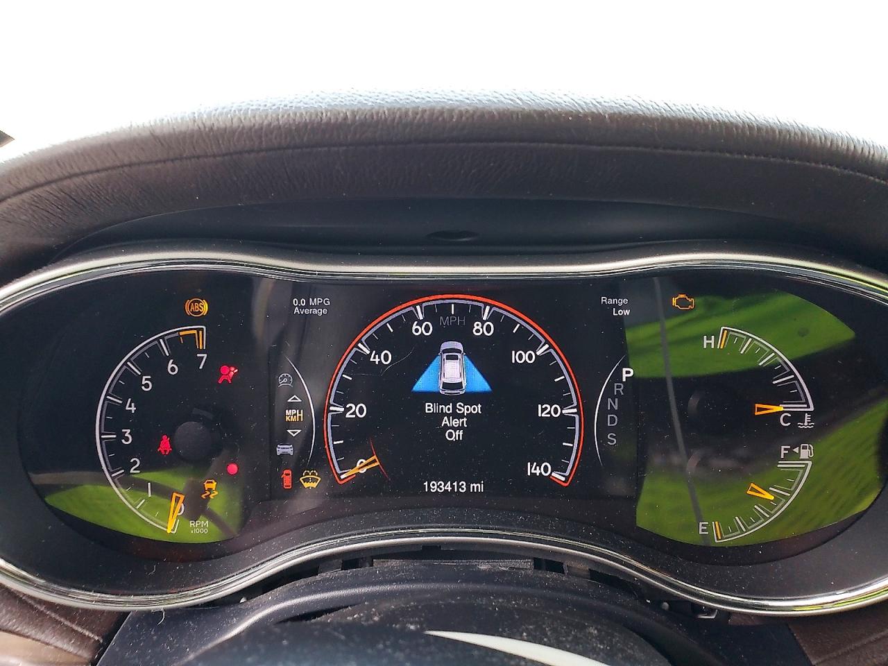 2014 Jeep Grand Cherokee Overland White vin: 1C4RJECG9EC542956
