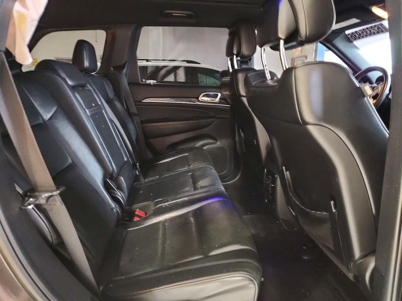 2015 Jeep Grand Cherokee Overland Gray vin: 1C4RJECG9FC218908