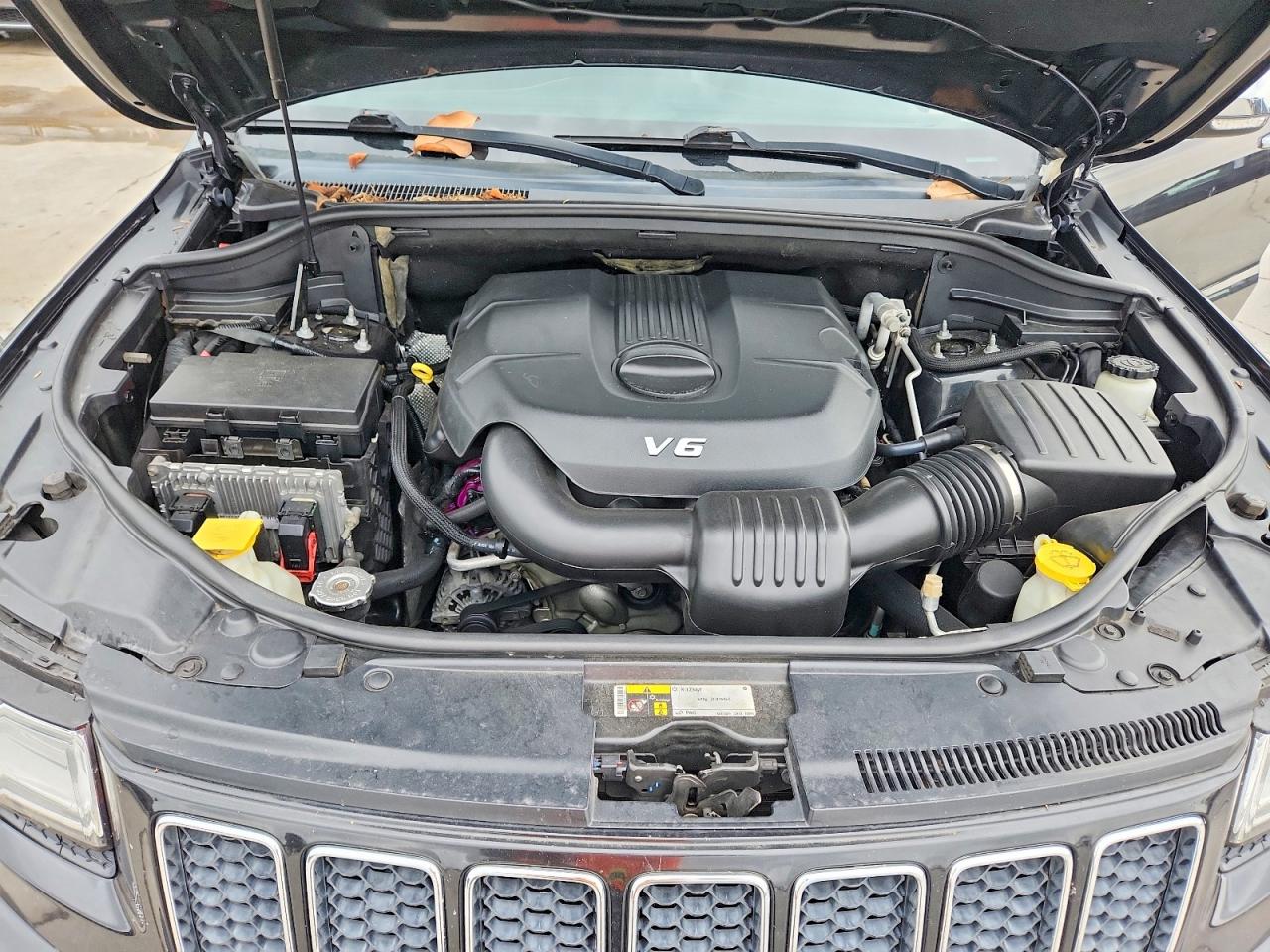 2015 Jeep Grand Cherokee Overland Black vin: 1C4RJECG9FC678330