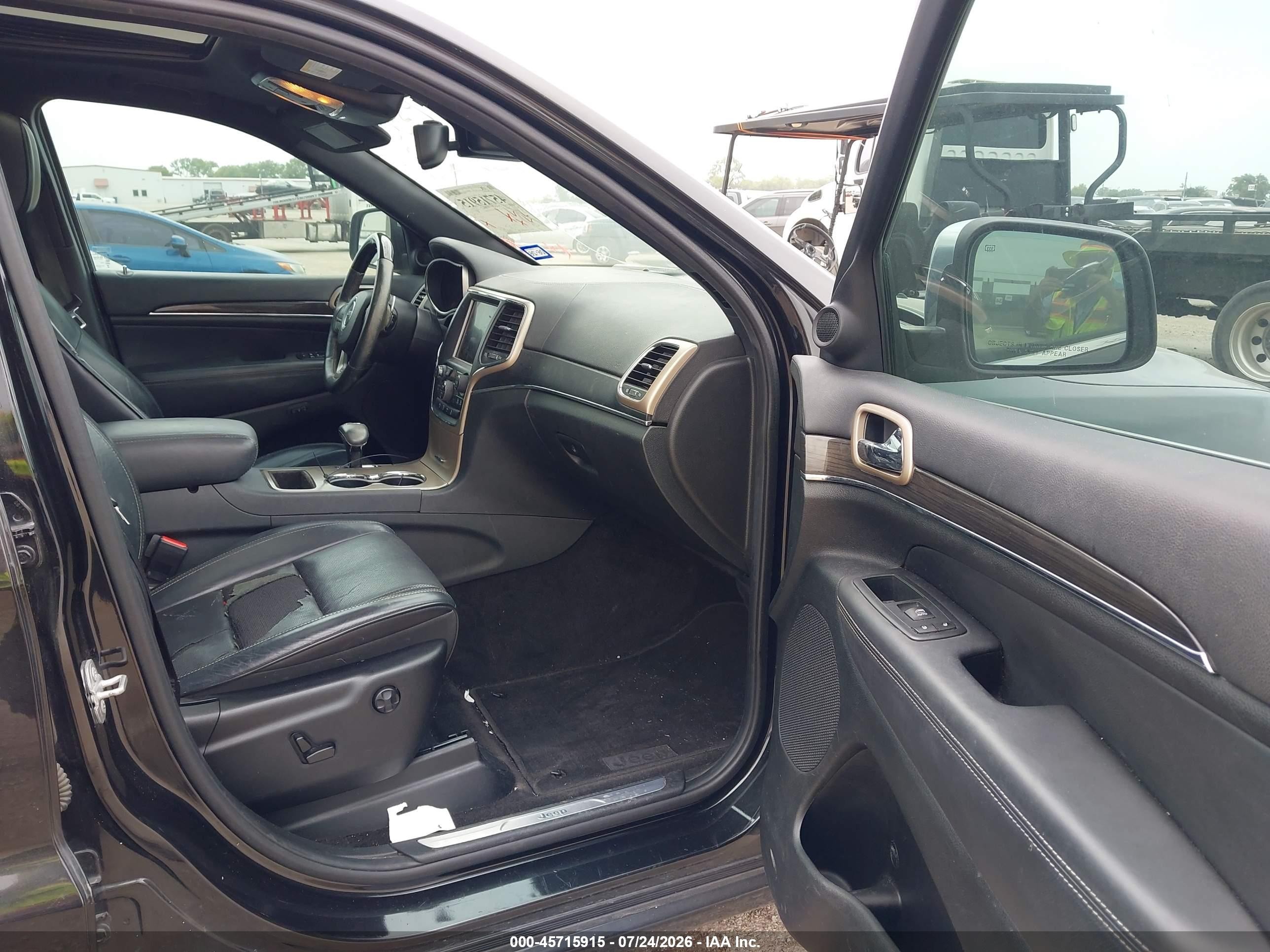 2015 Jeep Grand Cherokee Overland Черный vin: 1C4RJECG9FC681373