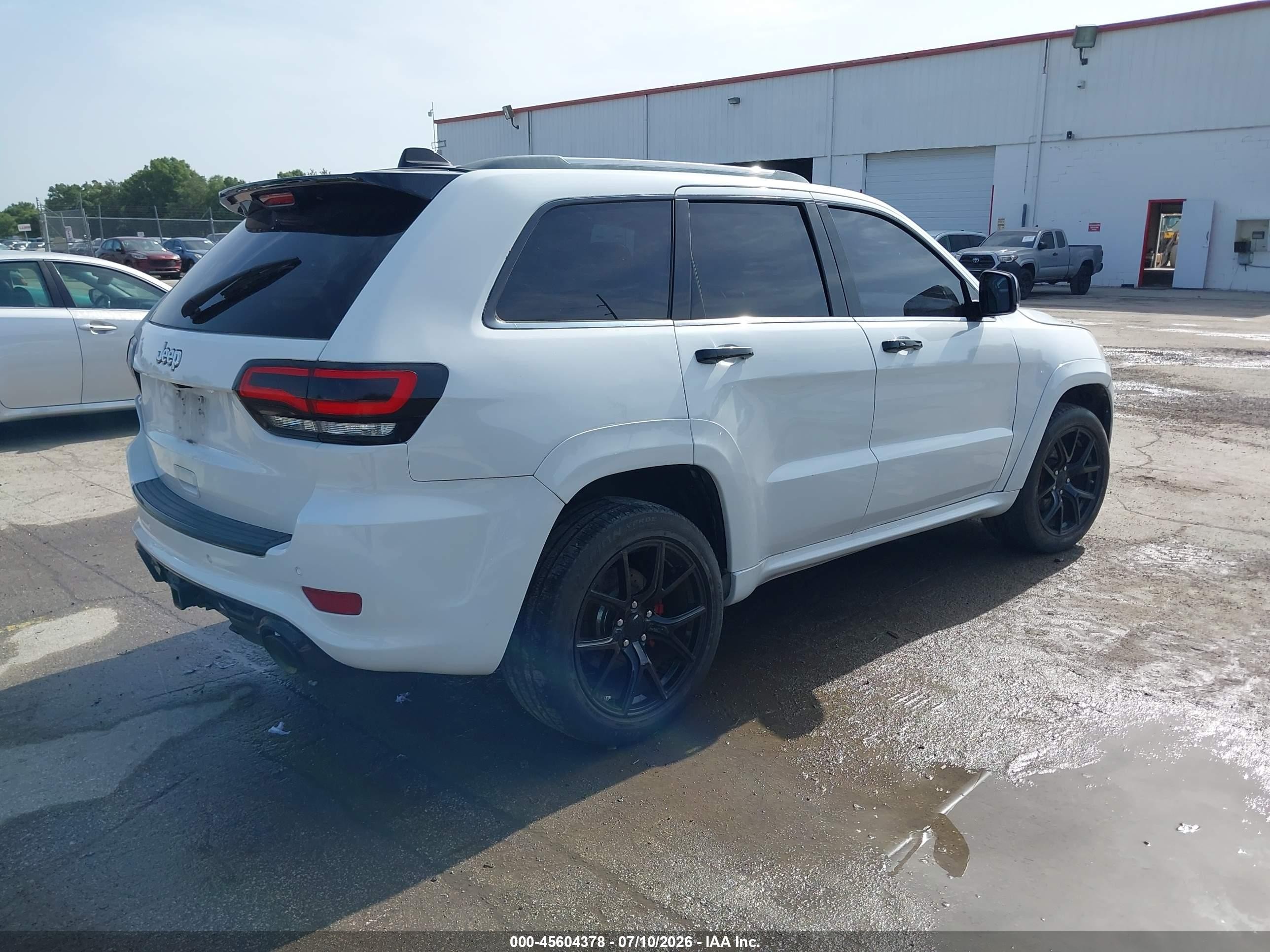 2015 Jeep Grand Cherokee Overland White vin: 1C4RJECG9FC707485