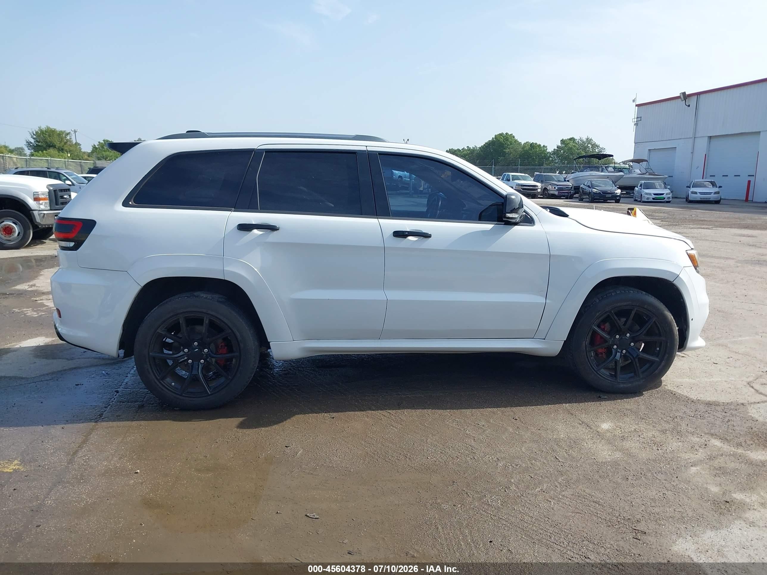 2015 Jeep Grand Cherokee Overland White vin: 1C4RJECG9FC707485