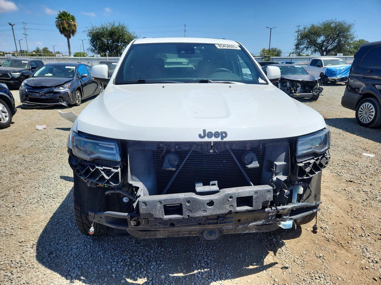 2016 Jeep Grand Cherokee Overland White vin: 1C4RJECG9GC473172