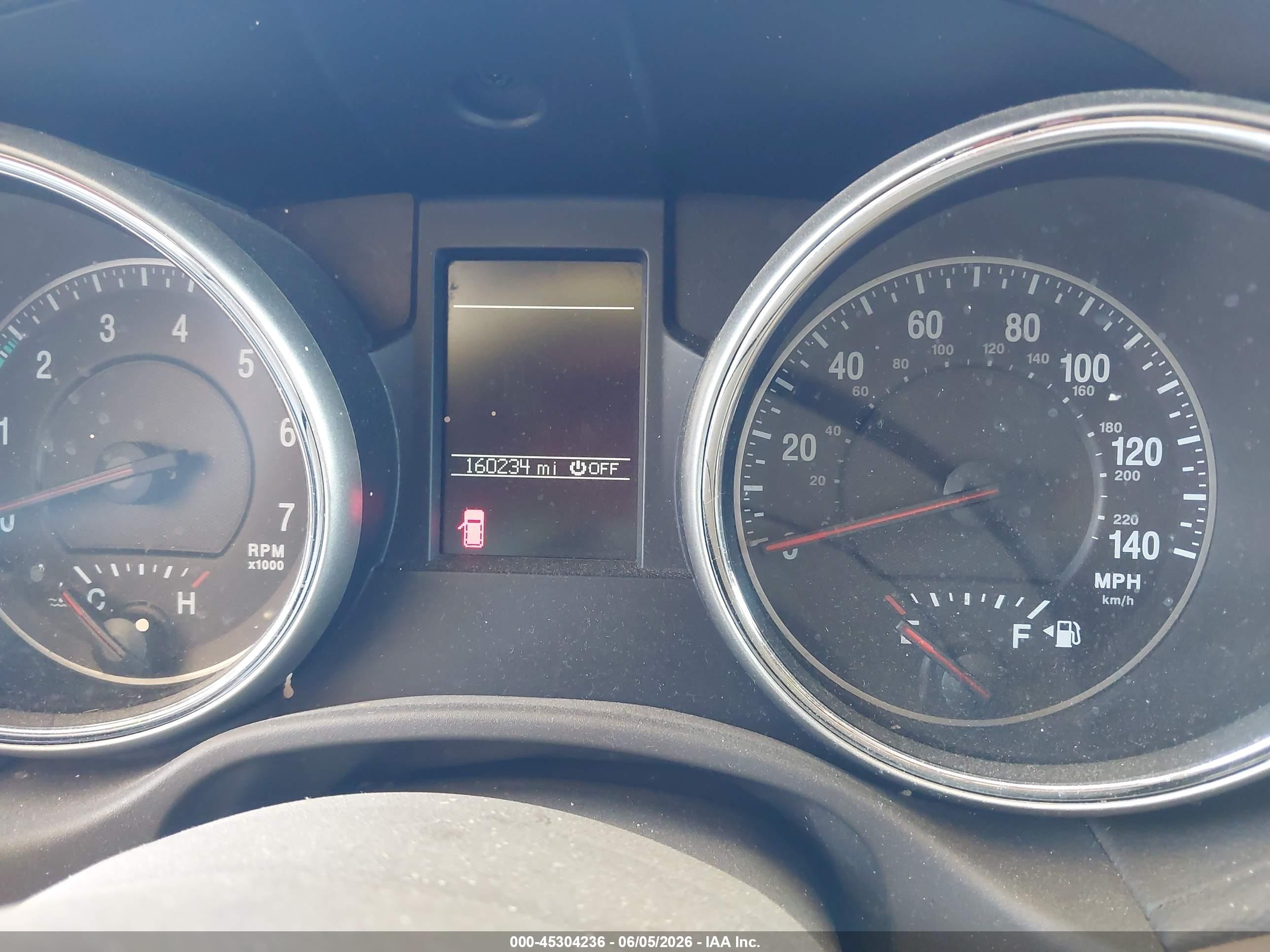2012 Jeep Grand Cherokee Overland White vin: 1C4RJECGXCC116268