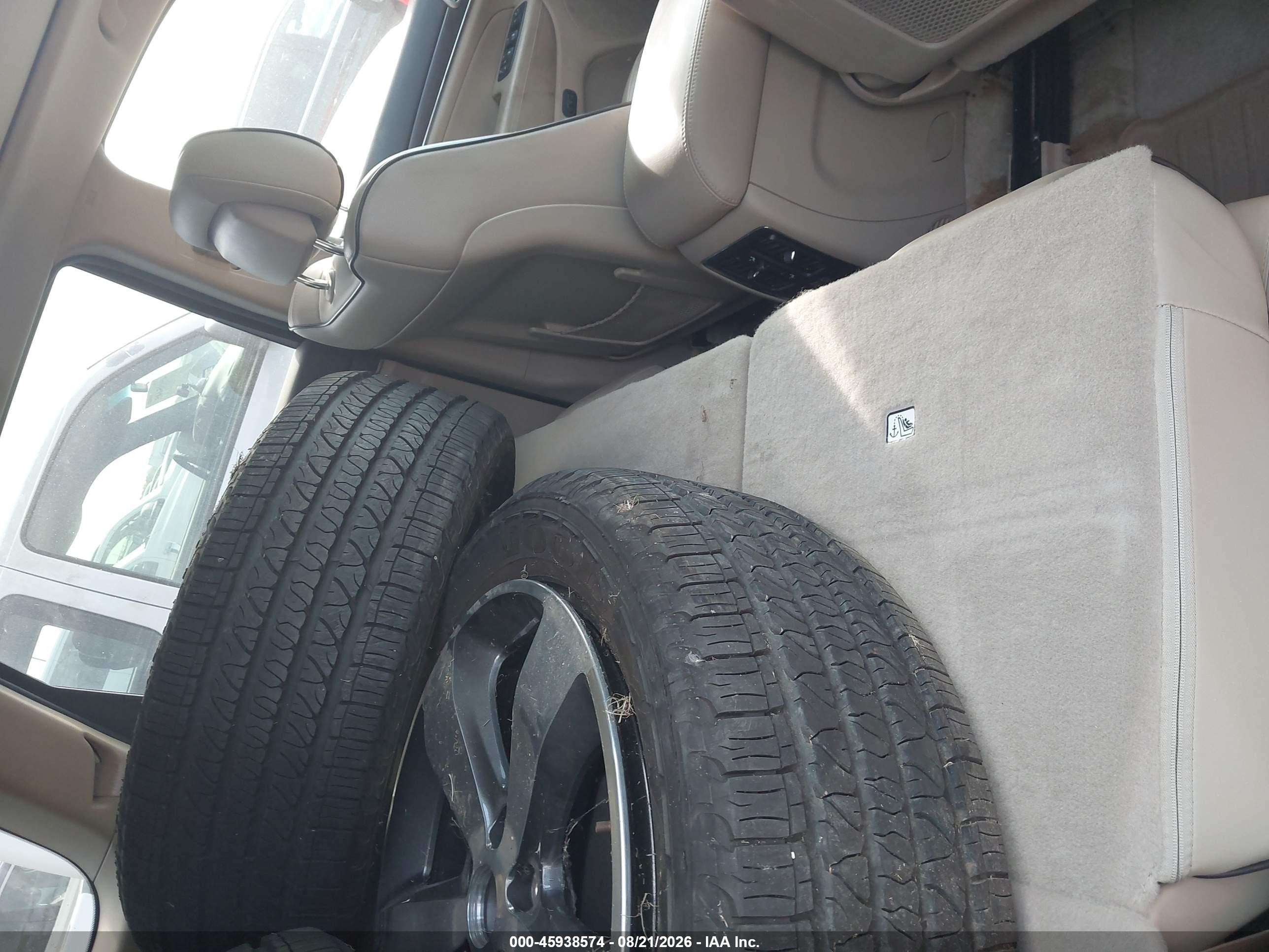 2015 Jeep Grand Cherokee Overland Blue vin: 1C4RJECGXFC669510