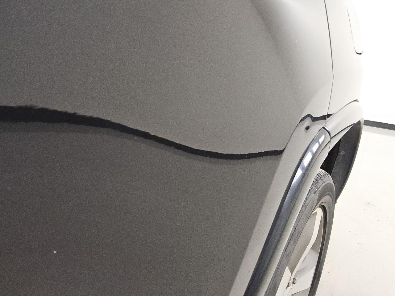 2015 Jeep Grand Cherokee Overland Black vin: 1C4RJECGXFC920333 Damage: Left Rear Door, Dent(S) W/No Paint Dmg, Pdr-1 Dent
