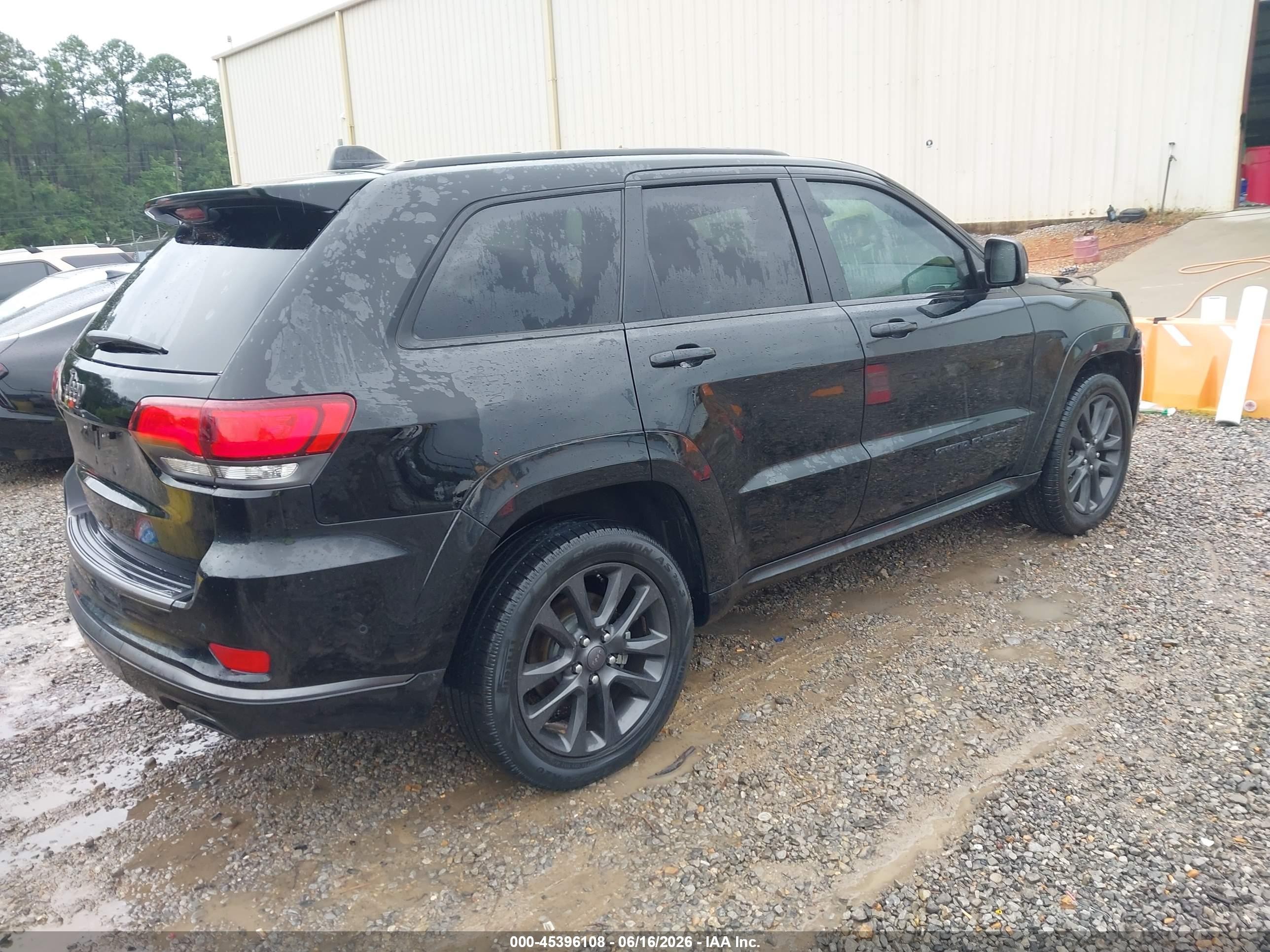 2018 Jeep Grand Cherokee High Altitude 4x2 Black vin: 1C4RJECGXJC380605