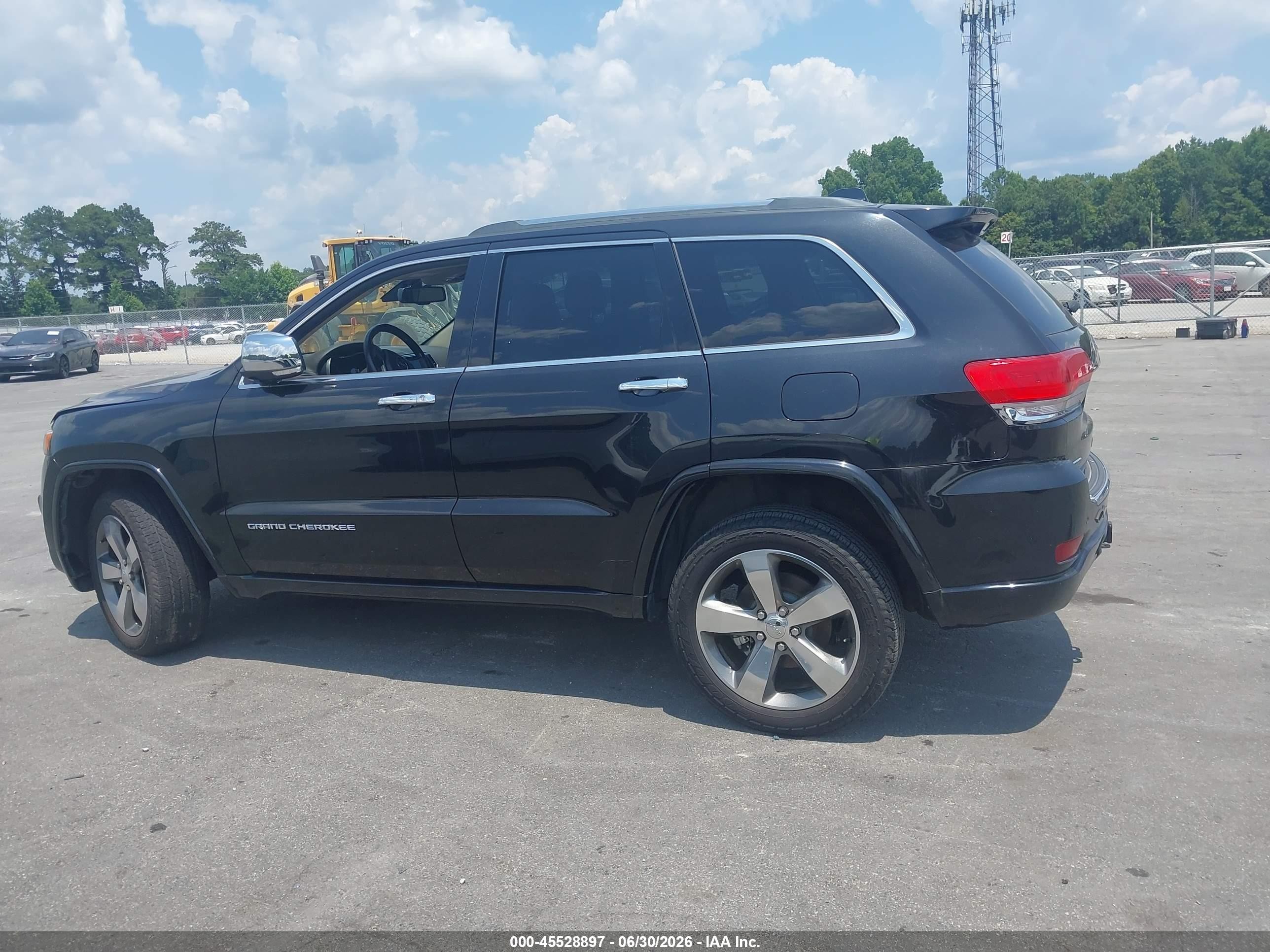 2015 Jeep Grand Cherokee Overland Gray vin: 1C4RJECM4FC920267